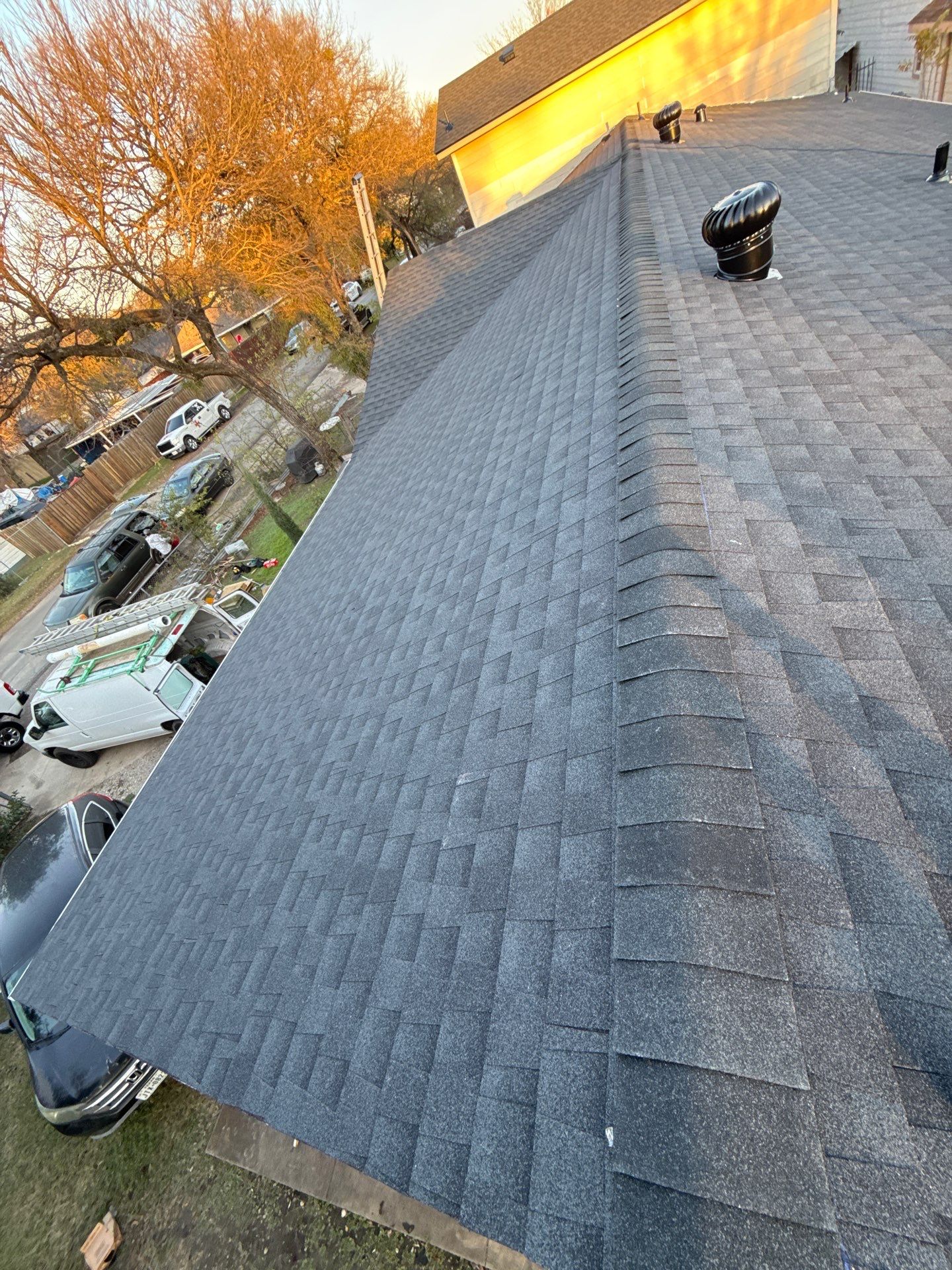 GAF Natural Shadow - Charcoal  by Top Sun Roofing