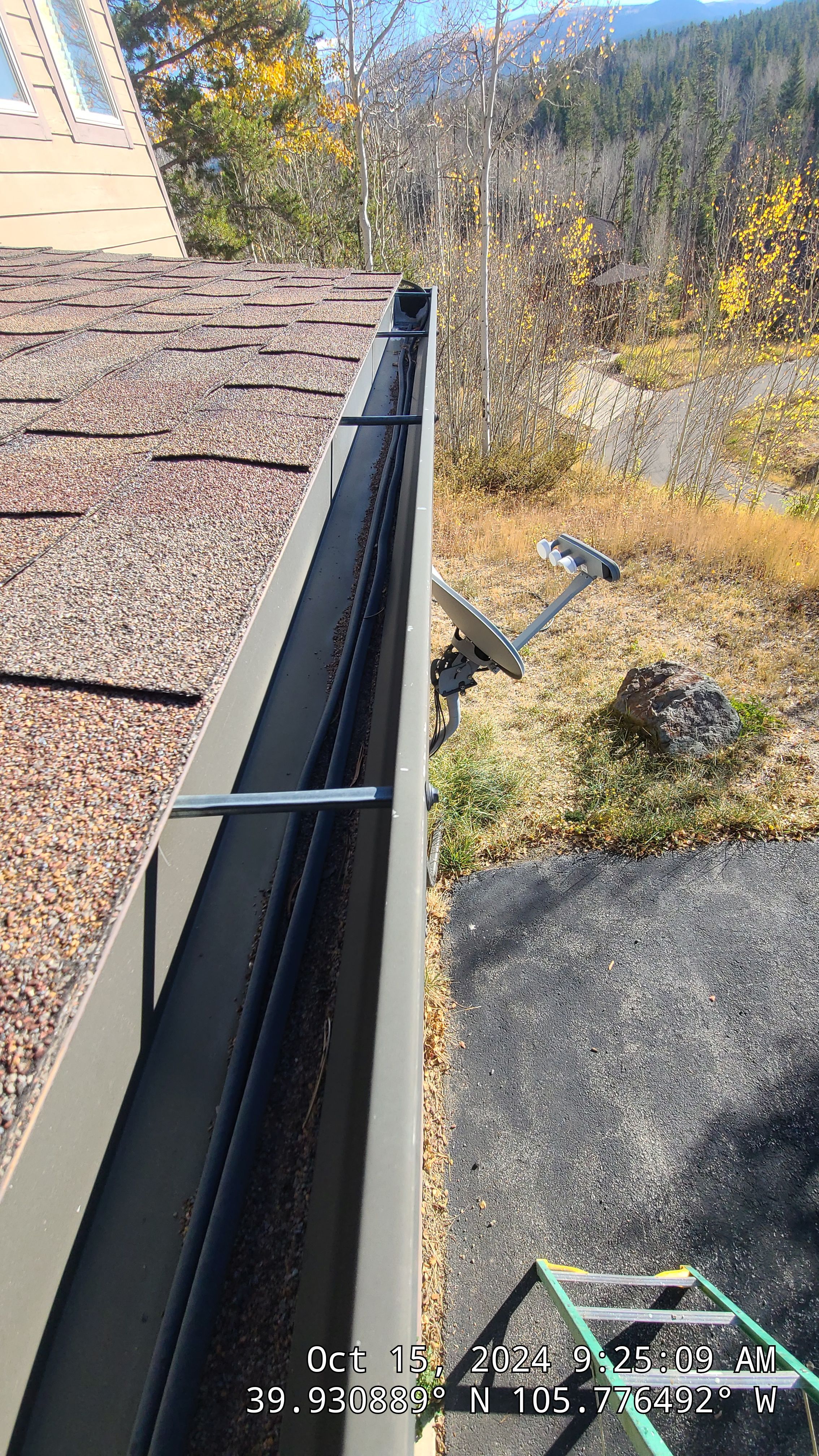 Gutter Cleaning by Wheatley Creek Services
