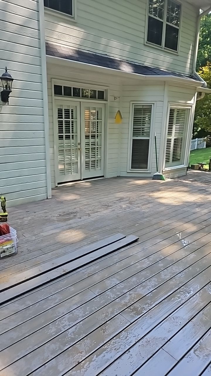 Jameswood Lane - Composite Deck Build by Pillar and Pine