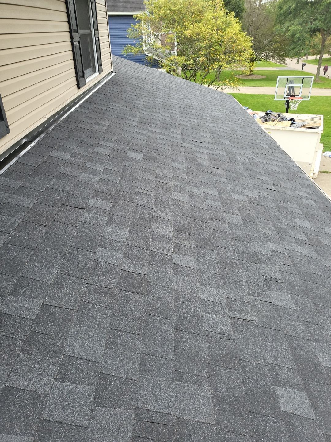 ATLAS PINNACLE COLOR: BLACK SHADOW by Eagle Eye Roofing