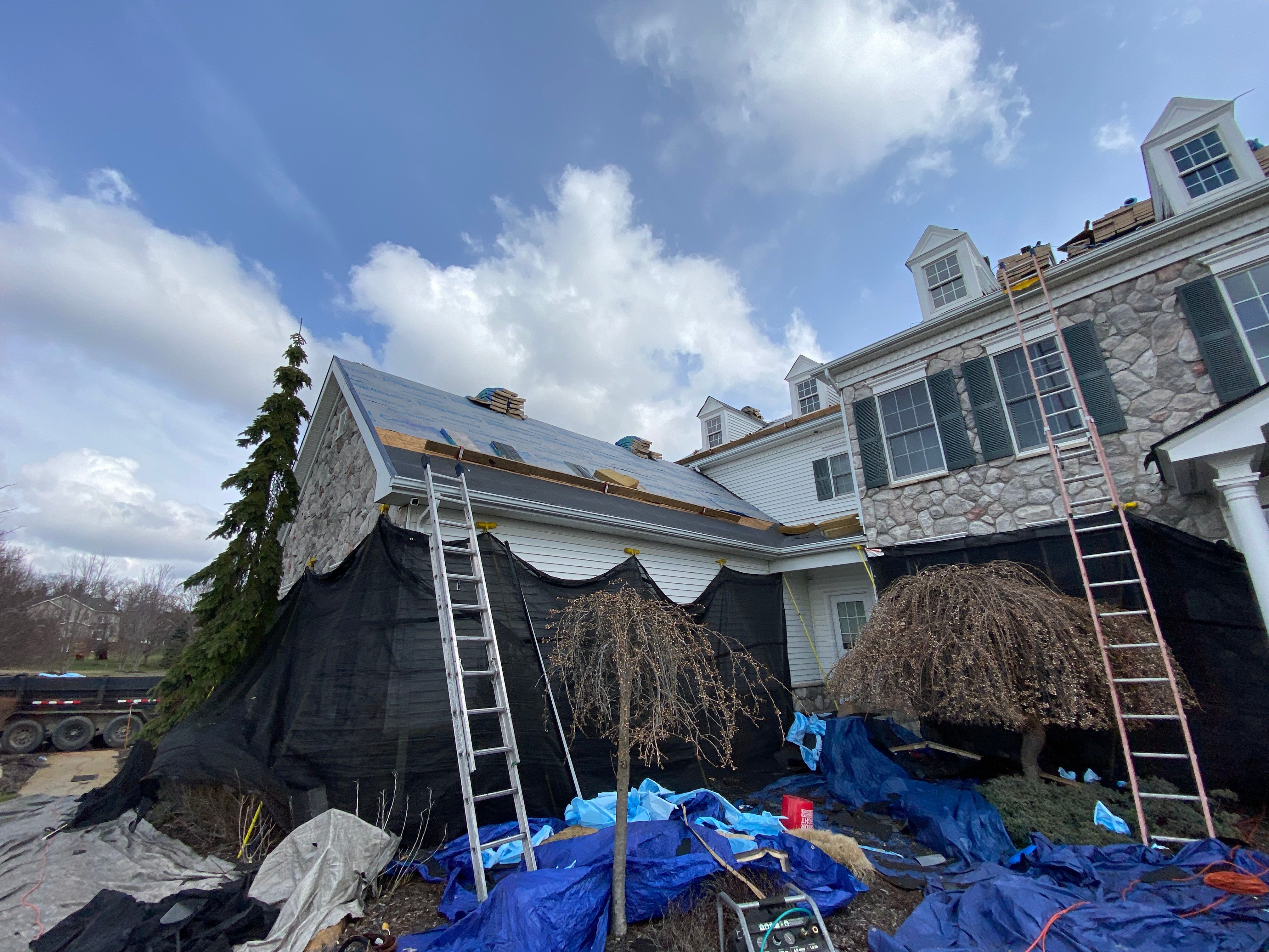 Roof Replacement using CertainTeed Landmark by 180 Contractors