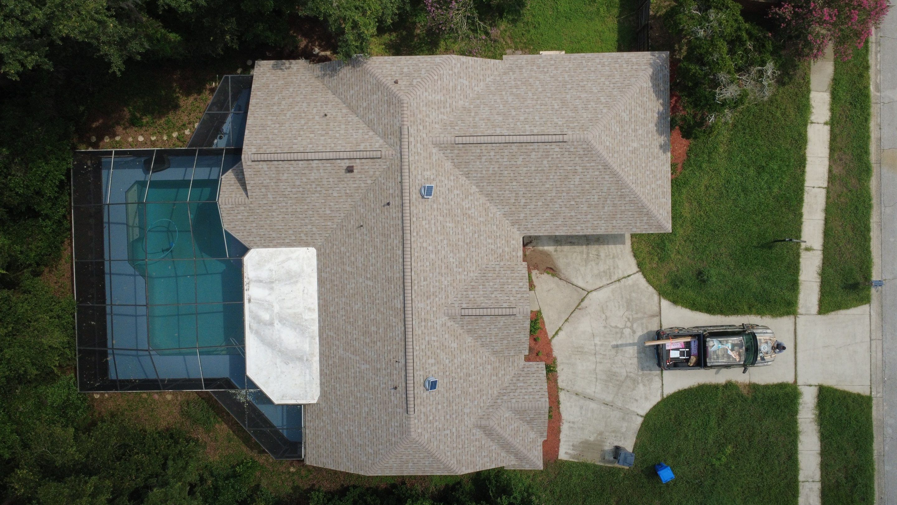 Roof Replacement in Valrico, FL by Steadfast Roofing