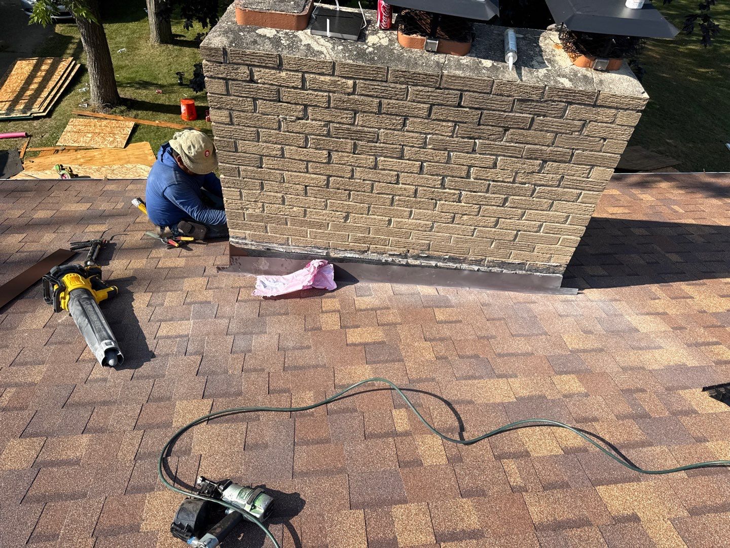 Roof Replacement using Owens Corning Tru Definitions by 180 Contractors