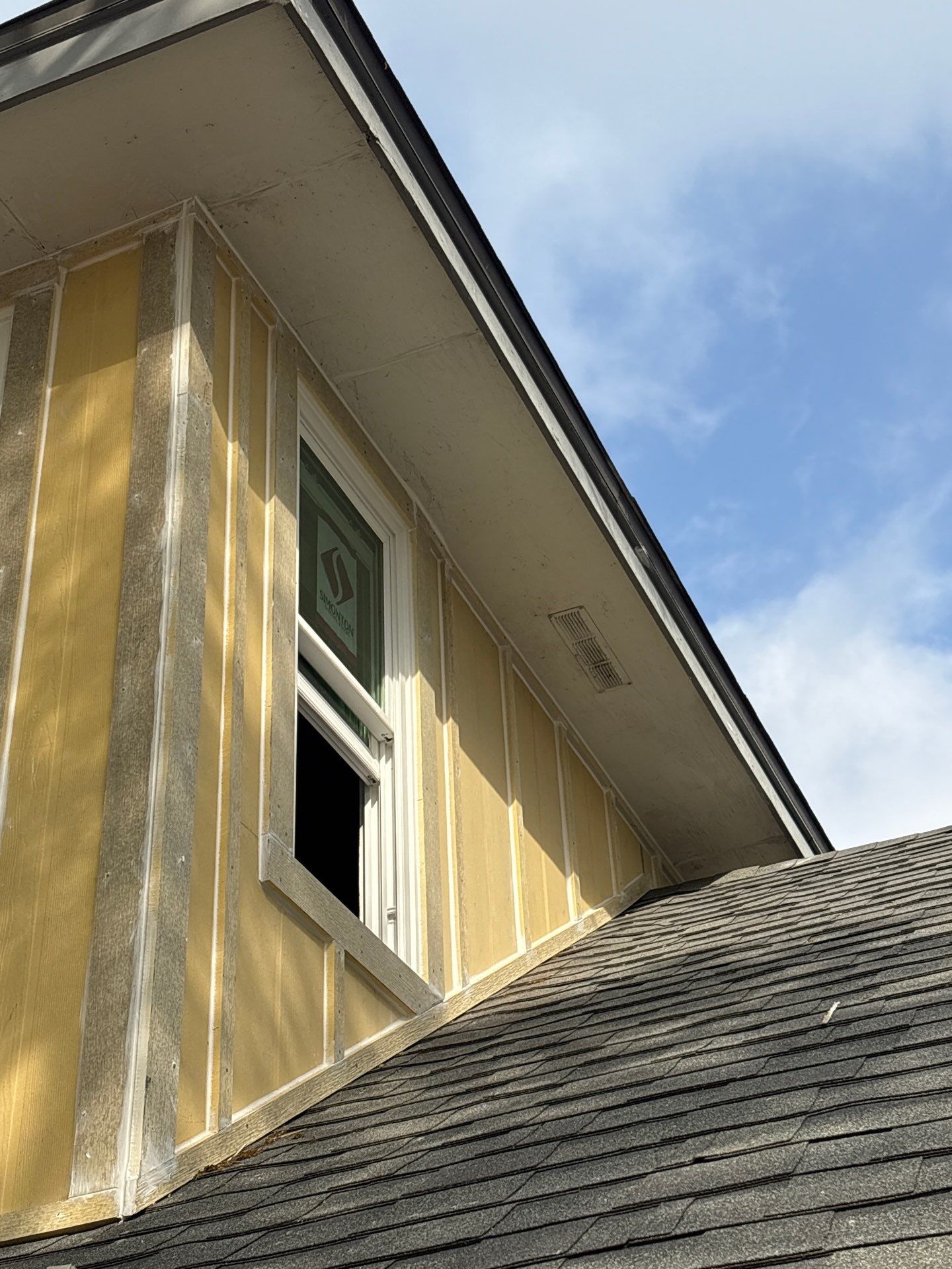Run down on River Drive by Bayfront Roofing and Construction