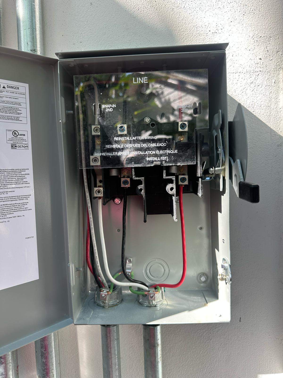24-021 | Alejandro Valbuena by Payoli Solar