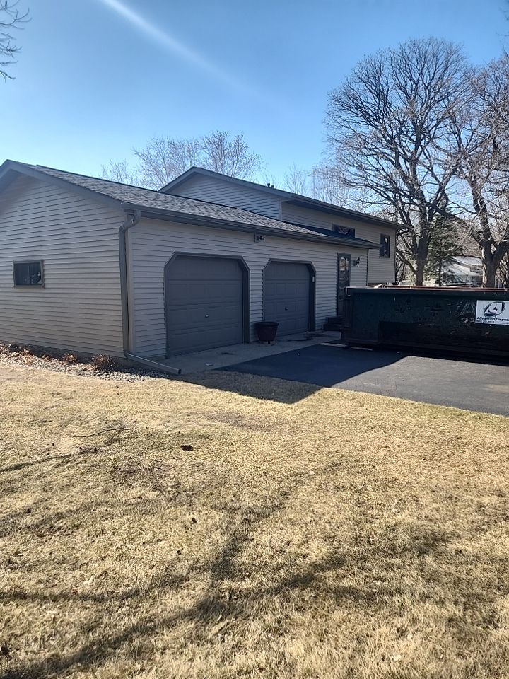 5" Gutters in Sauk Rapids by Next Level Seamless Gutters / Exteriors Inc.