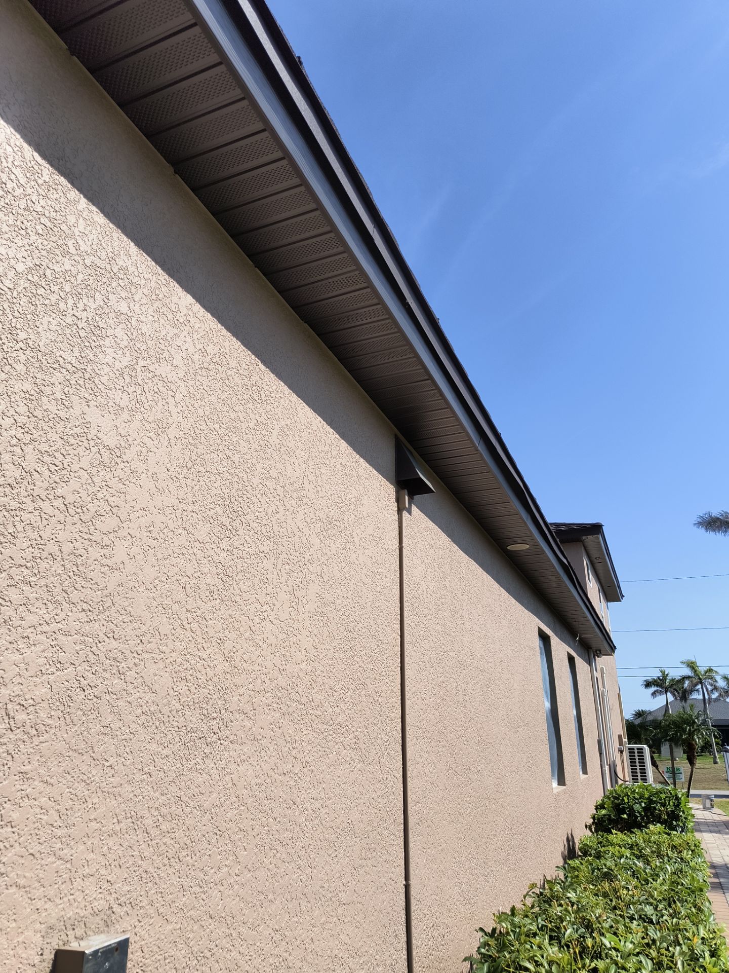 Replace Bronze Soffit and Fascia in Port Charlotte FL by Gutter Professors