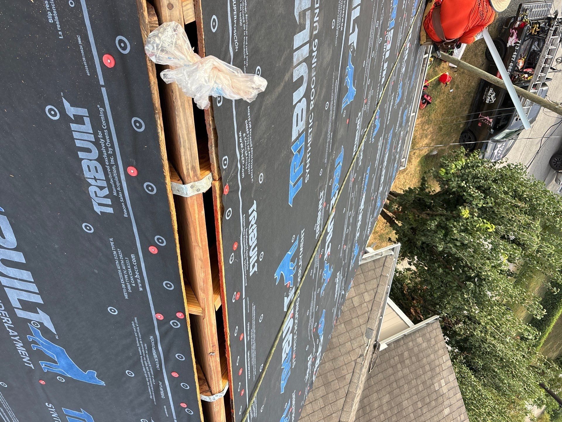 Residential Roofing Installation using Owen's Corning Duration (Lifetime) Shingles by Roof Repair Company