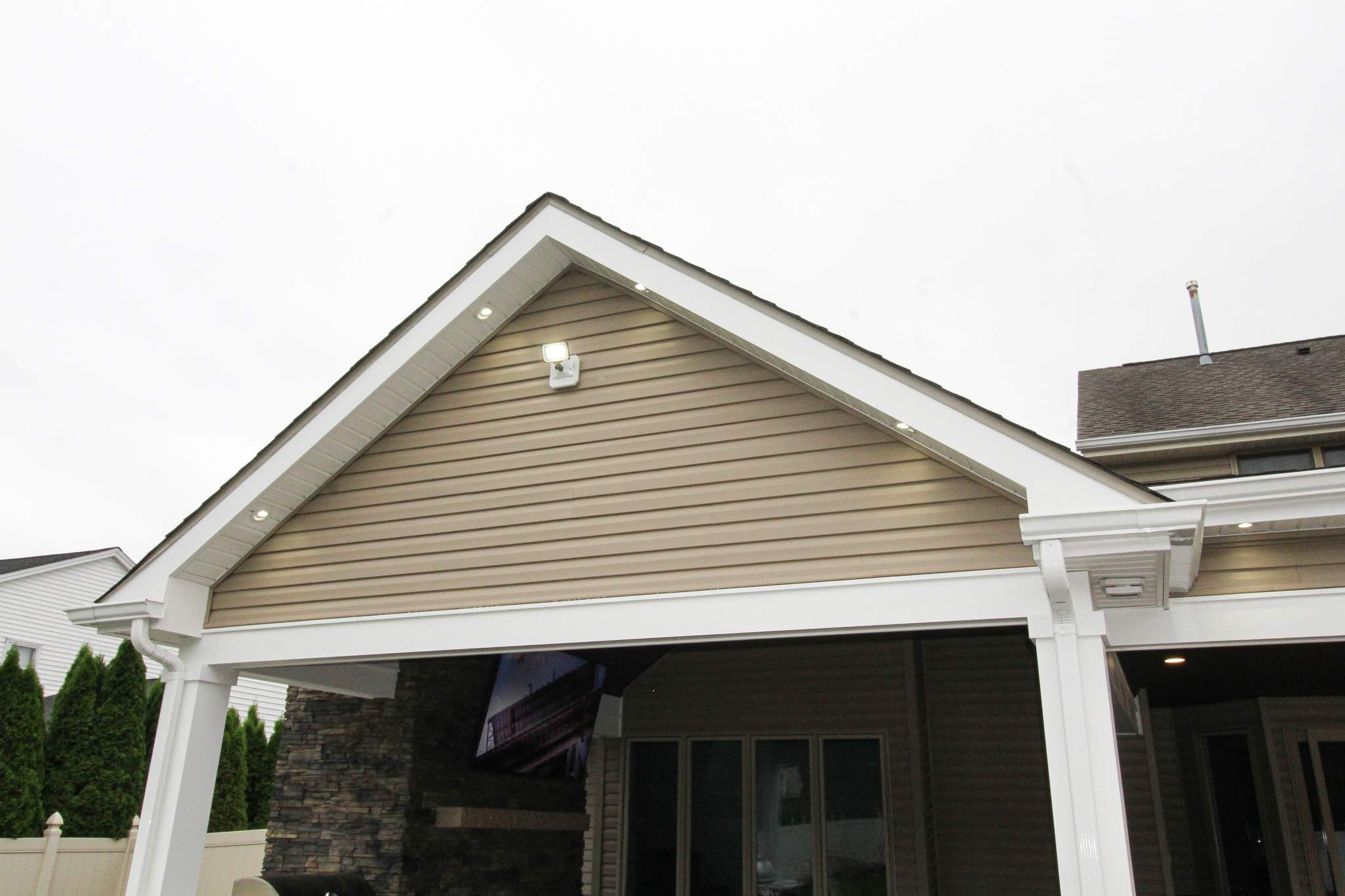 Outdoor Living Addition by Ivy Lea Construction
