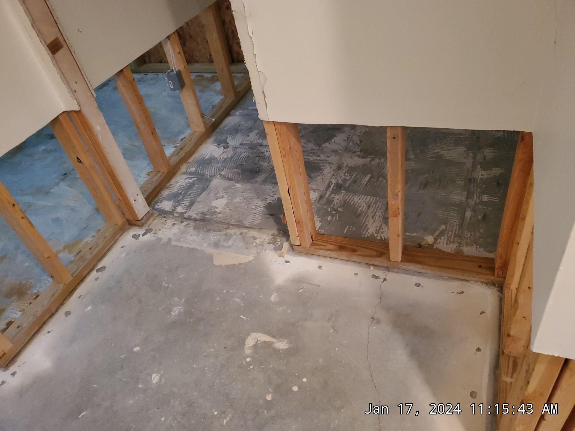 Water damage in Loganville by Baxter Professional LLC