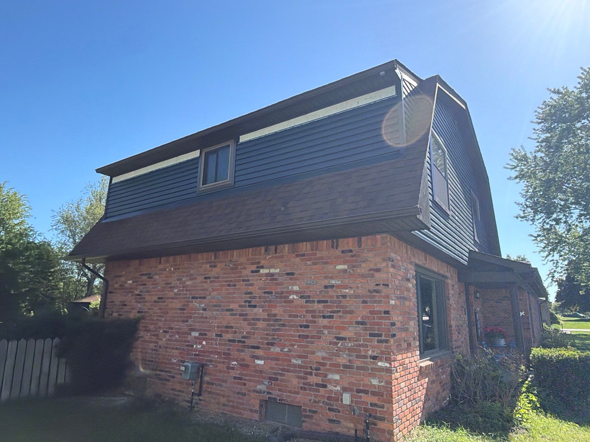 Siding Replacement using Alside Charter Oak D4.5" by 180 Contractors