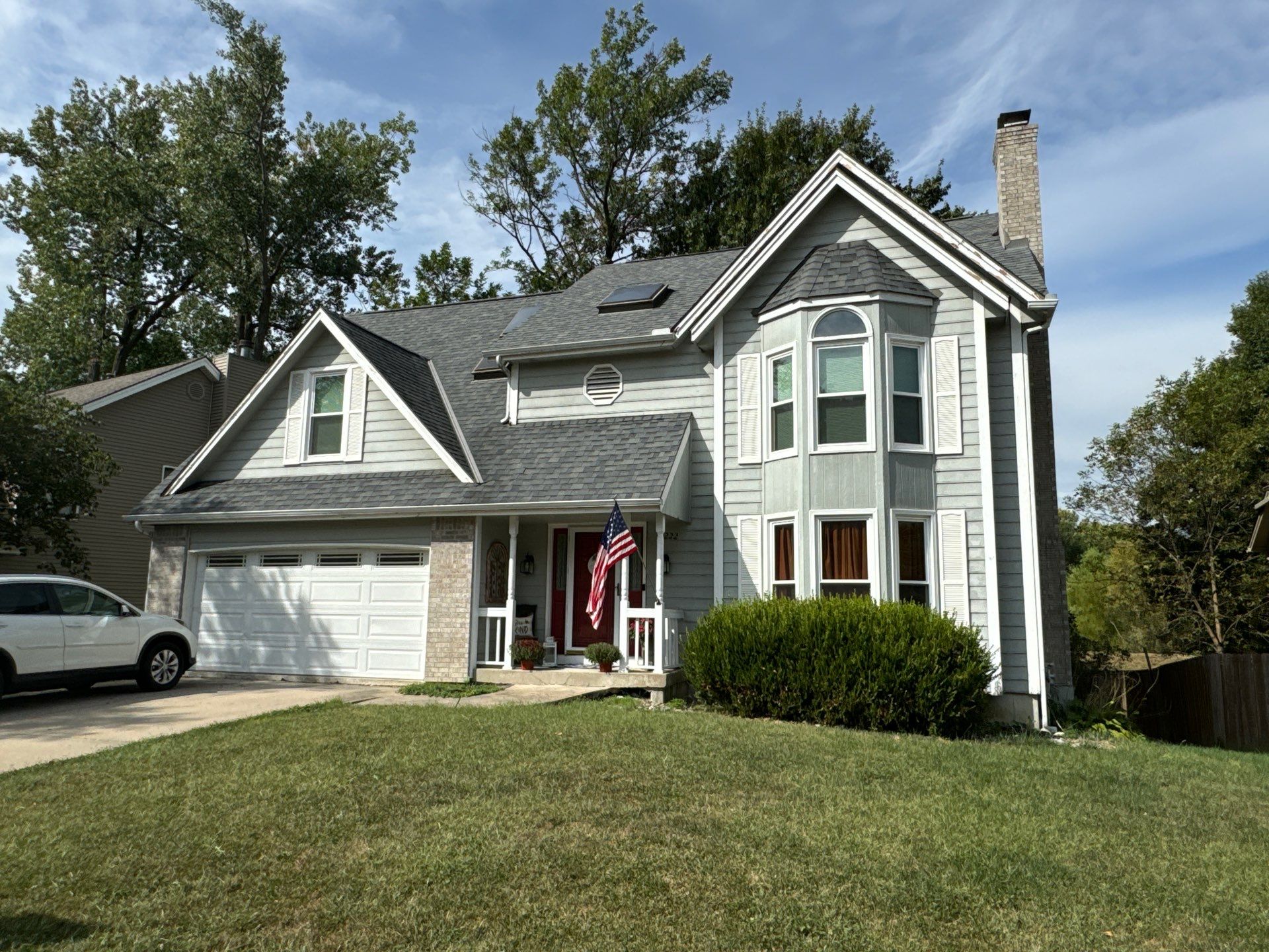 House needed this upgrade by EEC  Windows, Siding & Roofing 