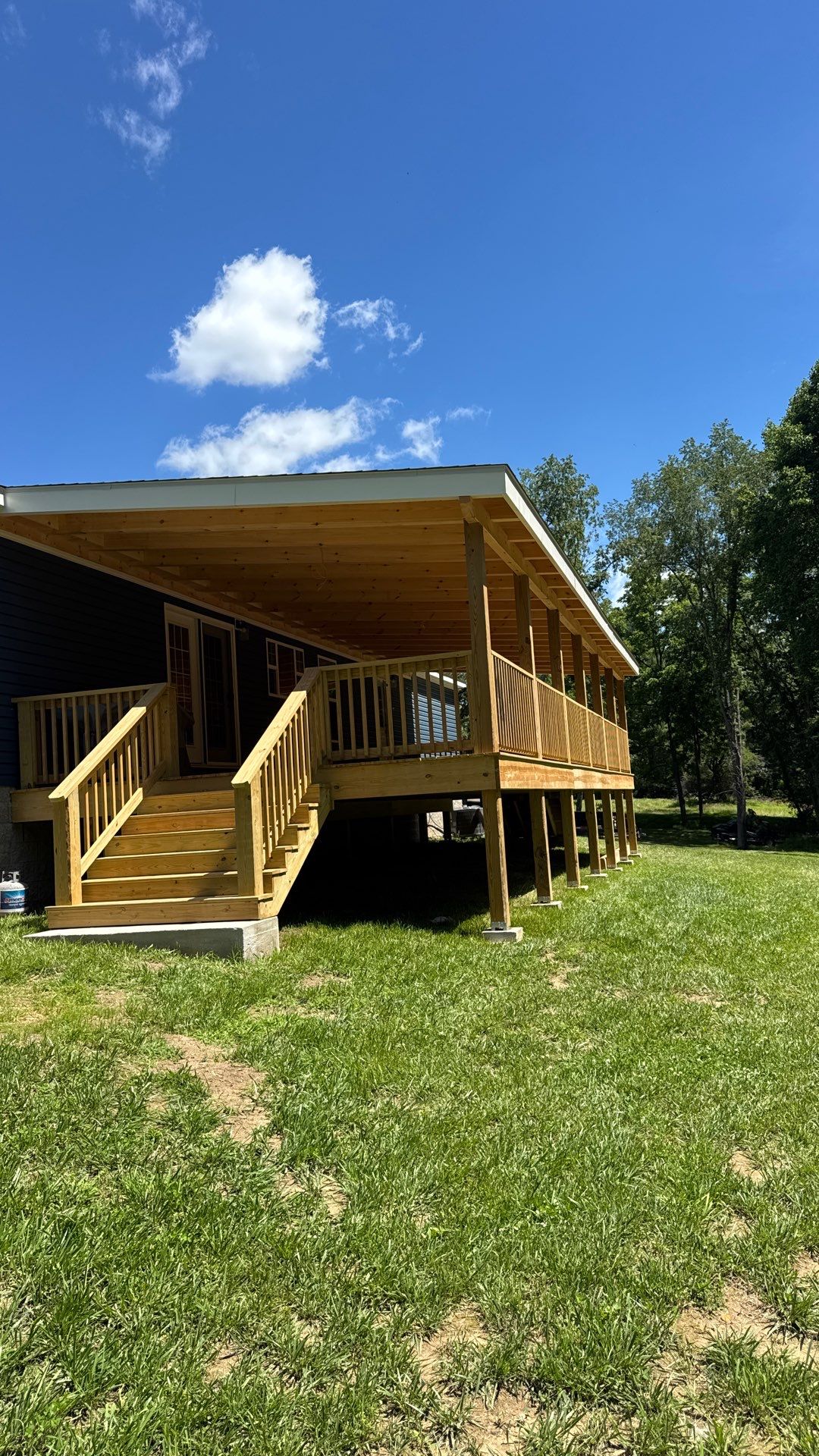Custom Covered Deck and Porch Construction in Ronceverte, West Virginia by Walnut Hollow Decks & Outdoor Living