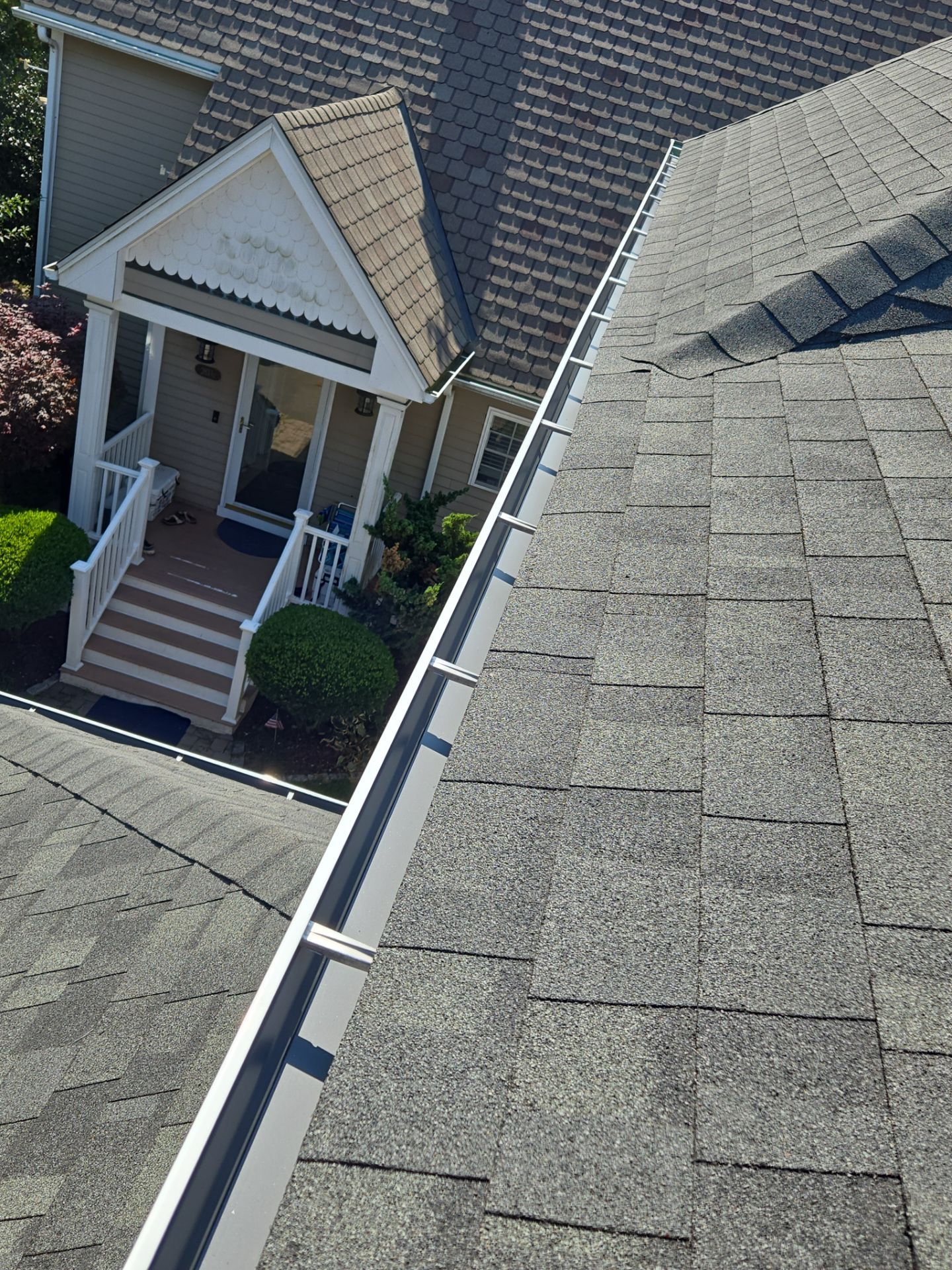 Residential Roofing Installation using Owens Corning TruDefinition Duration - Estate Gray & Flagstone Cedar Impressions by A Plus Exterior