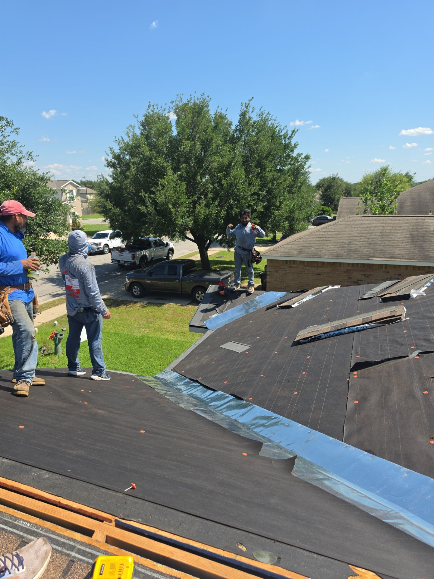IKO Dynasty in Brownstone, Hutto, TX by REPS Austin Area Roofer