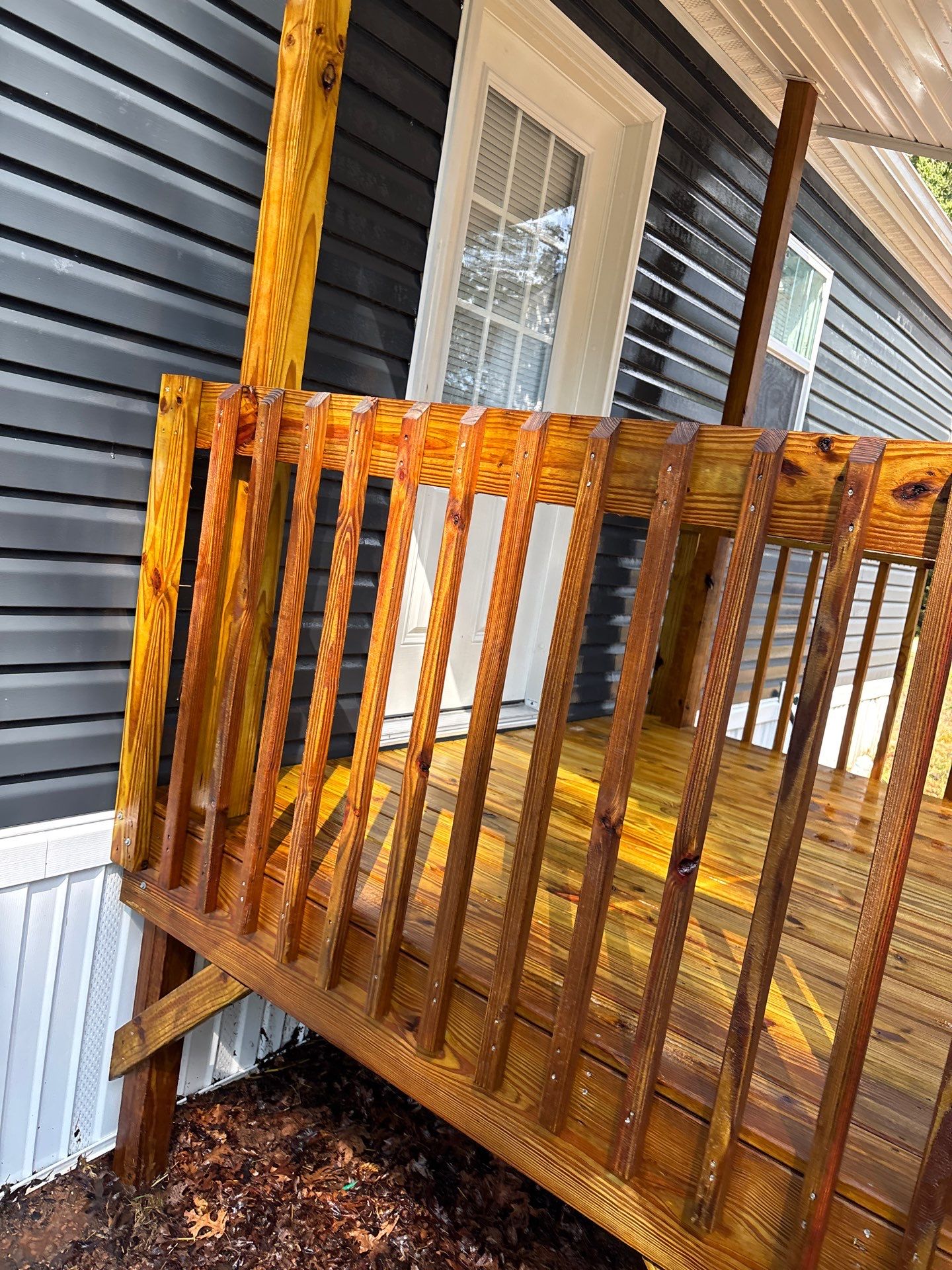 Wood Deck using Wood Sealant by DuraSeal
