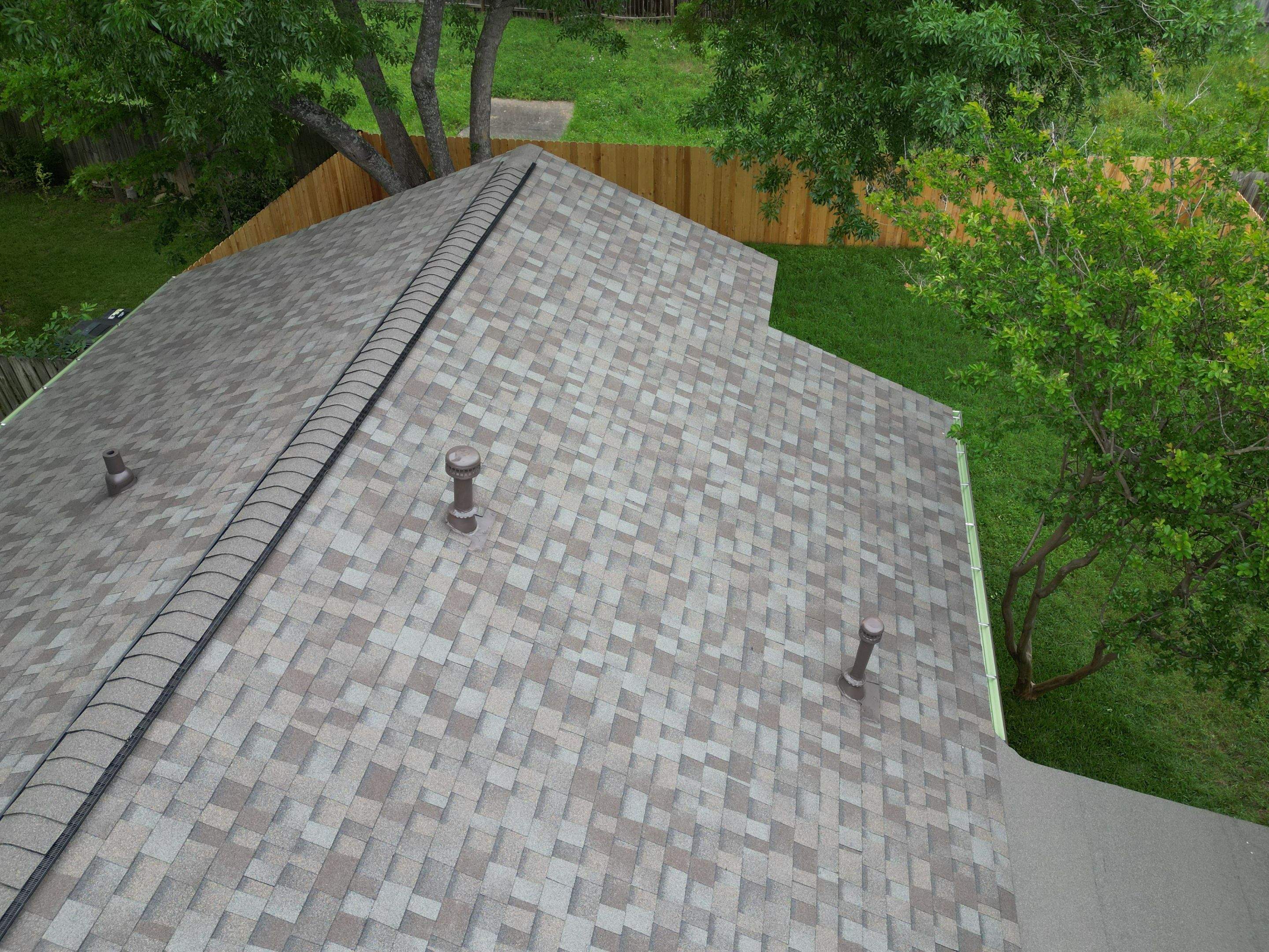 Driftwood - Owen Corning TruDefinition Duration  by RoofsOnly.com