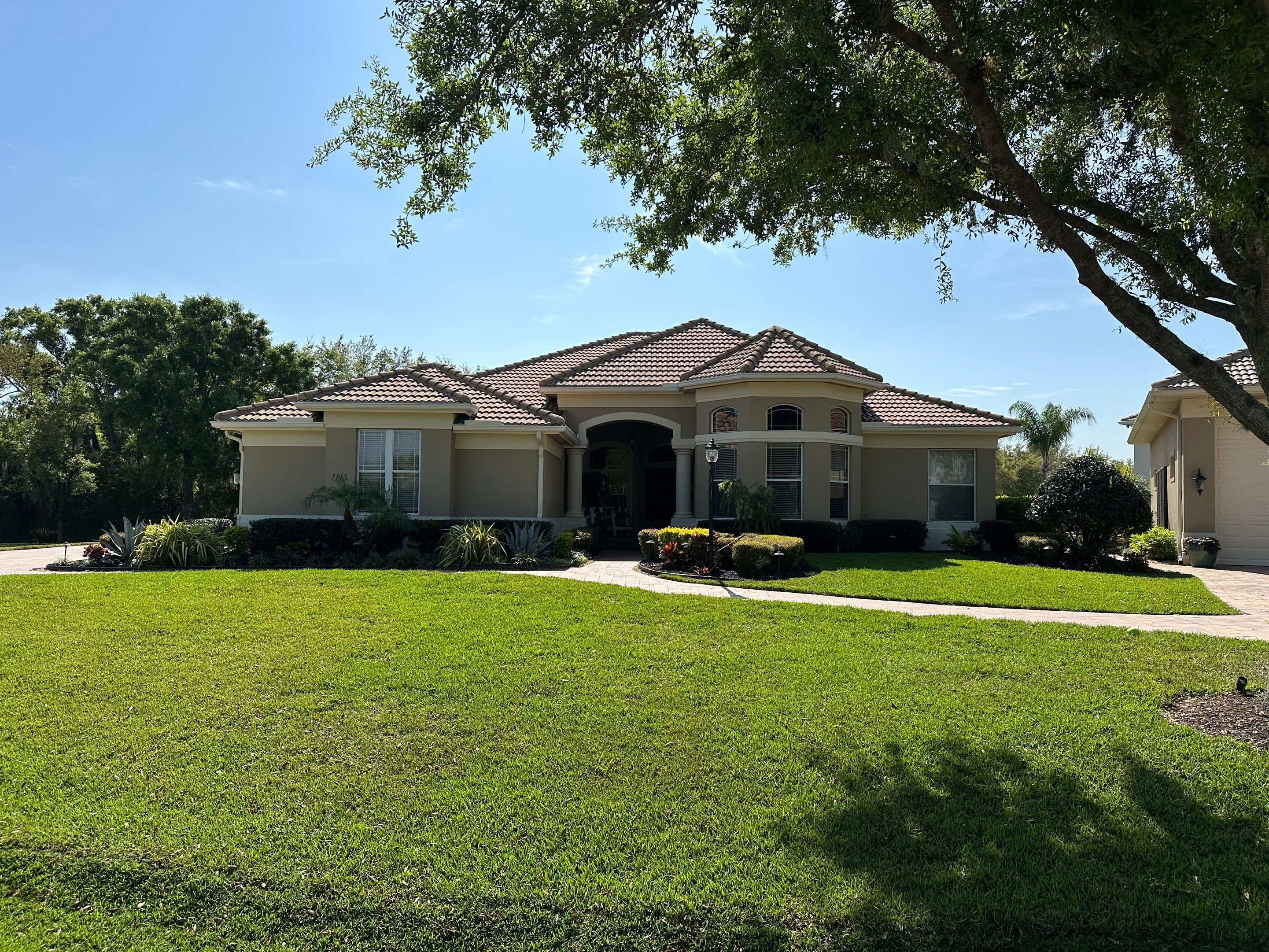 Concrete Tile Roof Cleaning in Winding River Community, Bradenton, FL | Sunshine AquaWash by Sunshine AquaWash