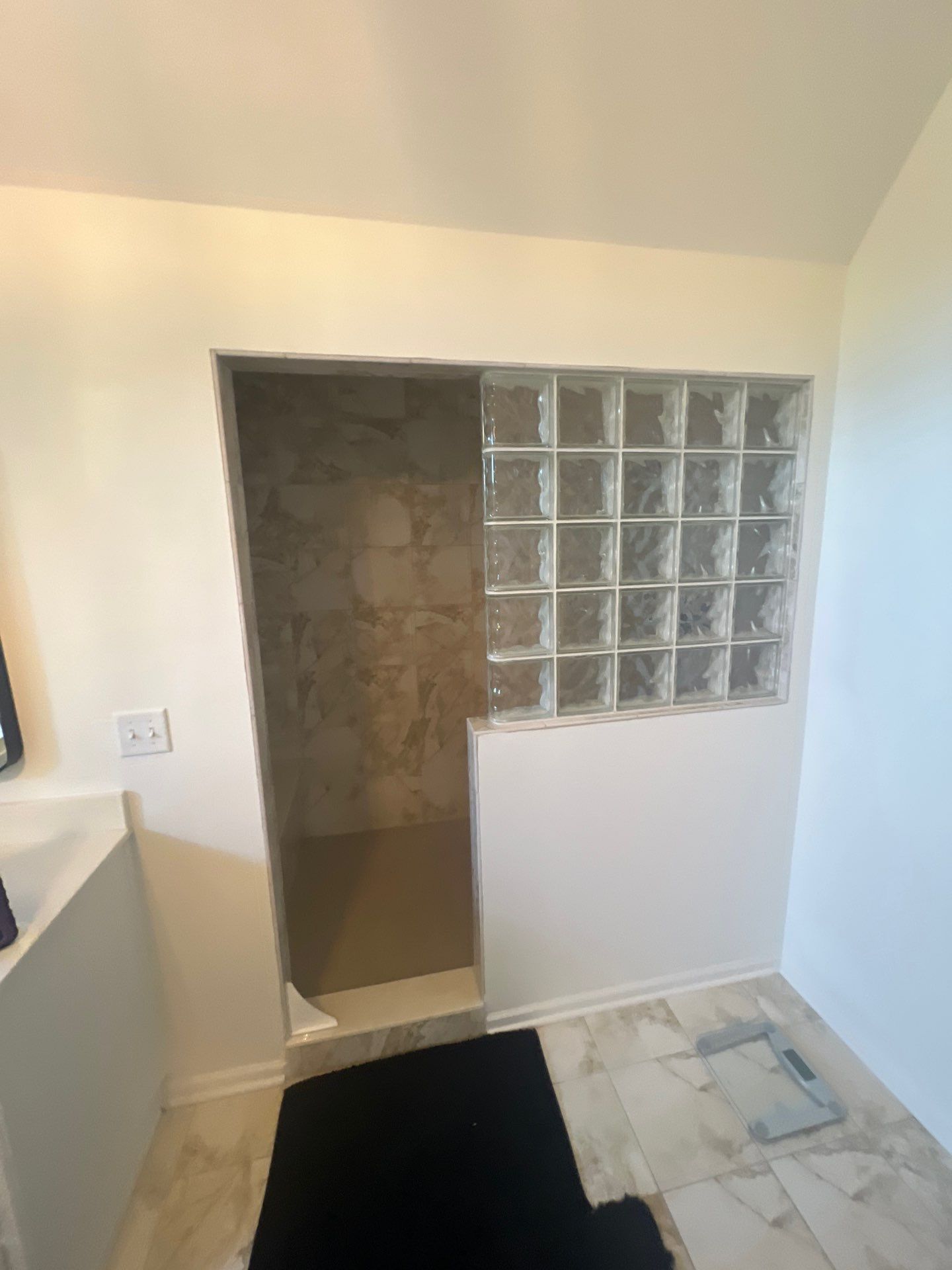 Large Onyx Shower by The Shower Company