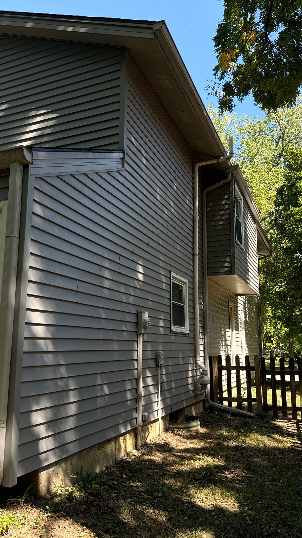 BYE BYE Wood Shakes by EEC Windows, Siding & Roofing