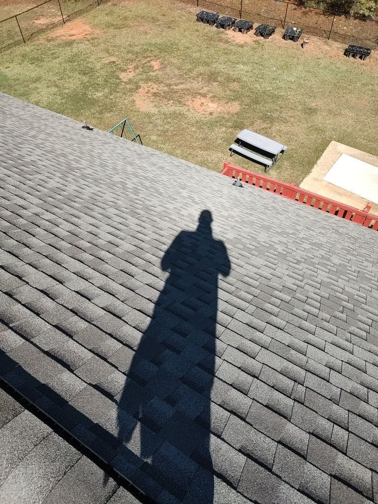 GAF HDZ - Weathered Wood by Elite Roofing LLC