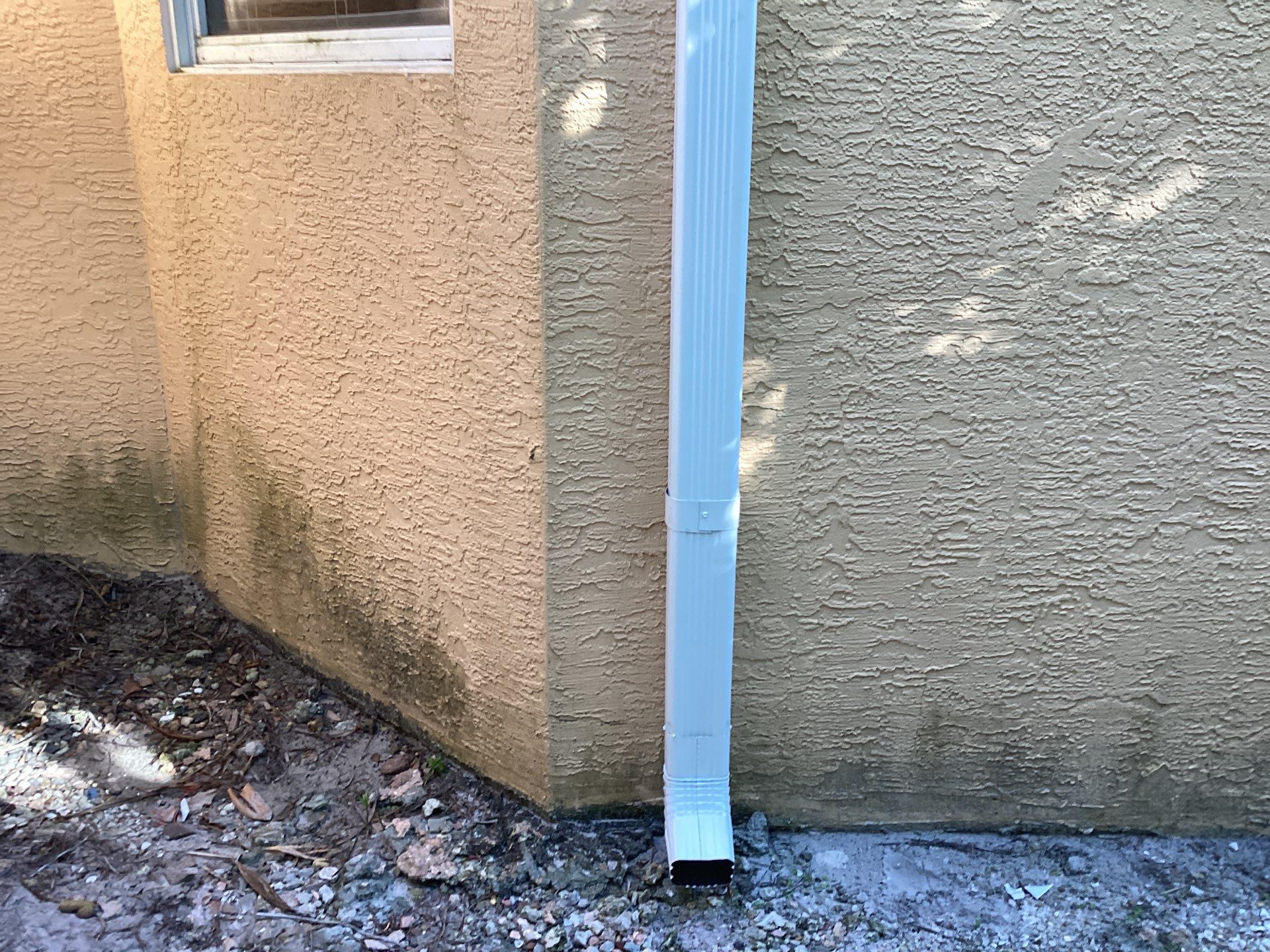 6 Inch Seamless Gutters using K-Style Seamless Gutters in Cape Coral FL by Gutter Professors