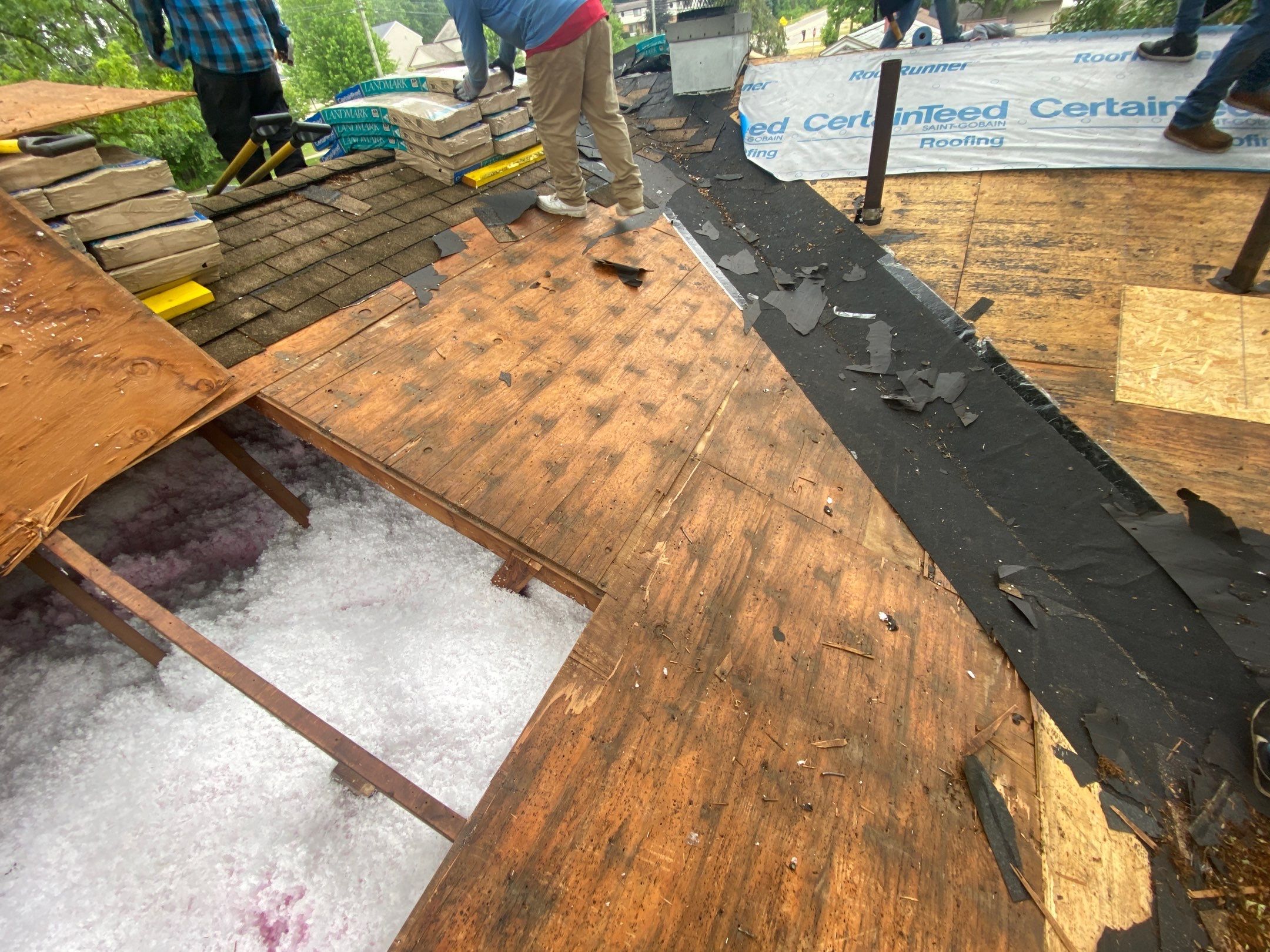 Roof Replacement using CertainTeed Landmark by 180 Contractors