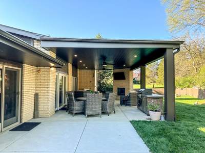 Centerville Covered Patio