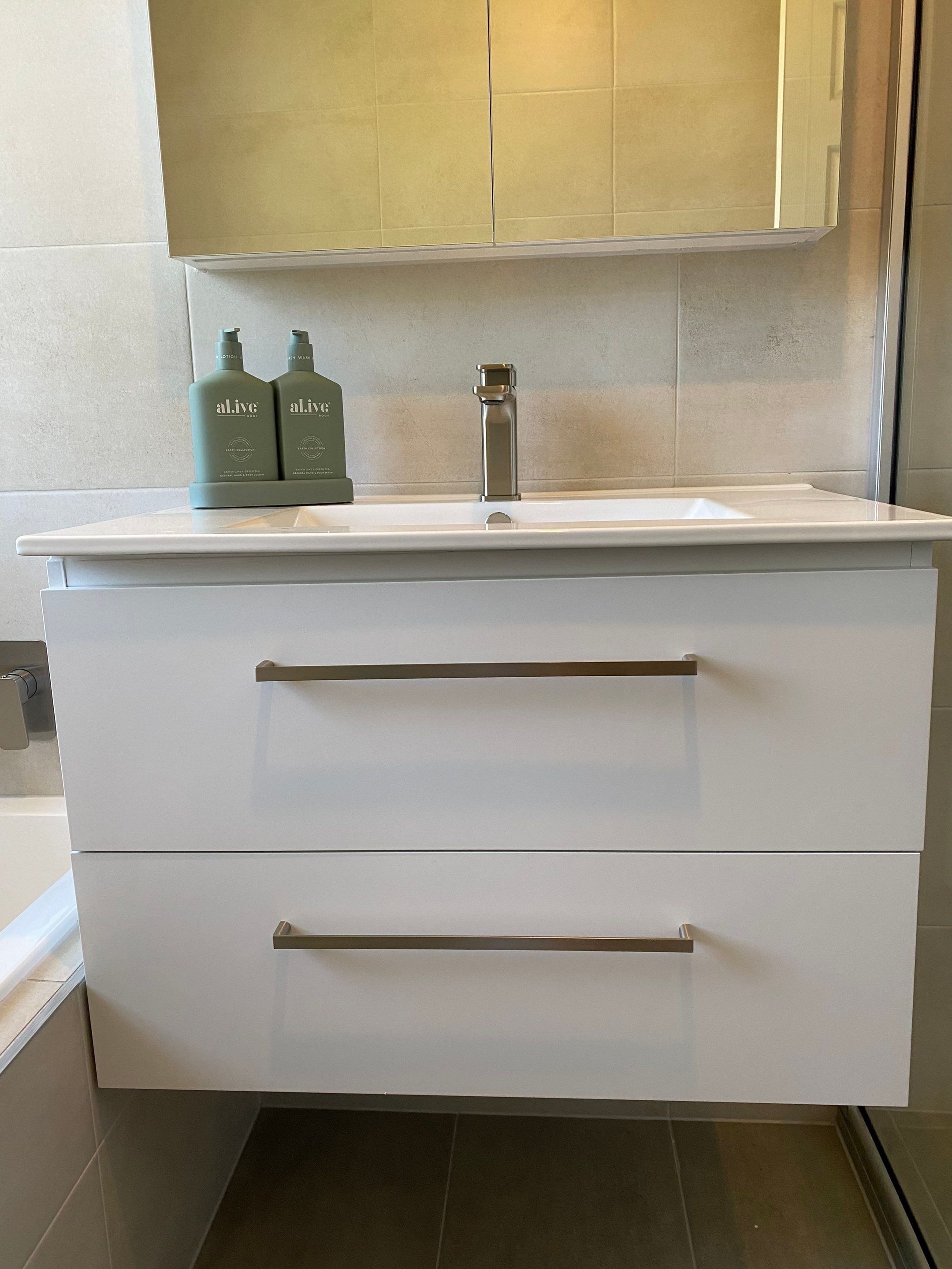 Double Bathroom & Double Toilet Renovation by Re-seal Bathrooms