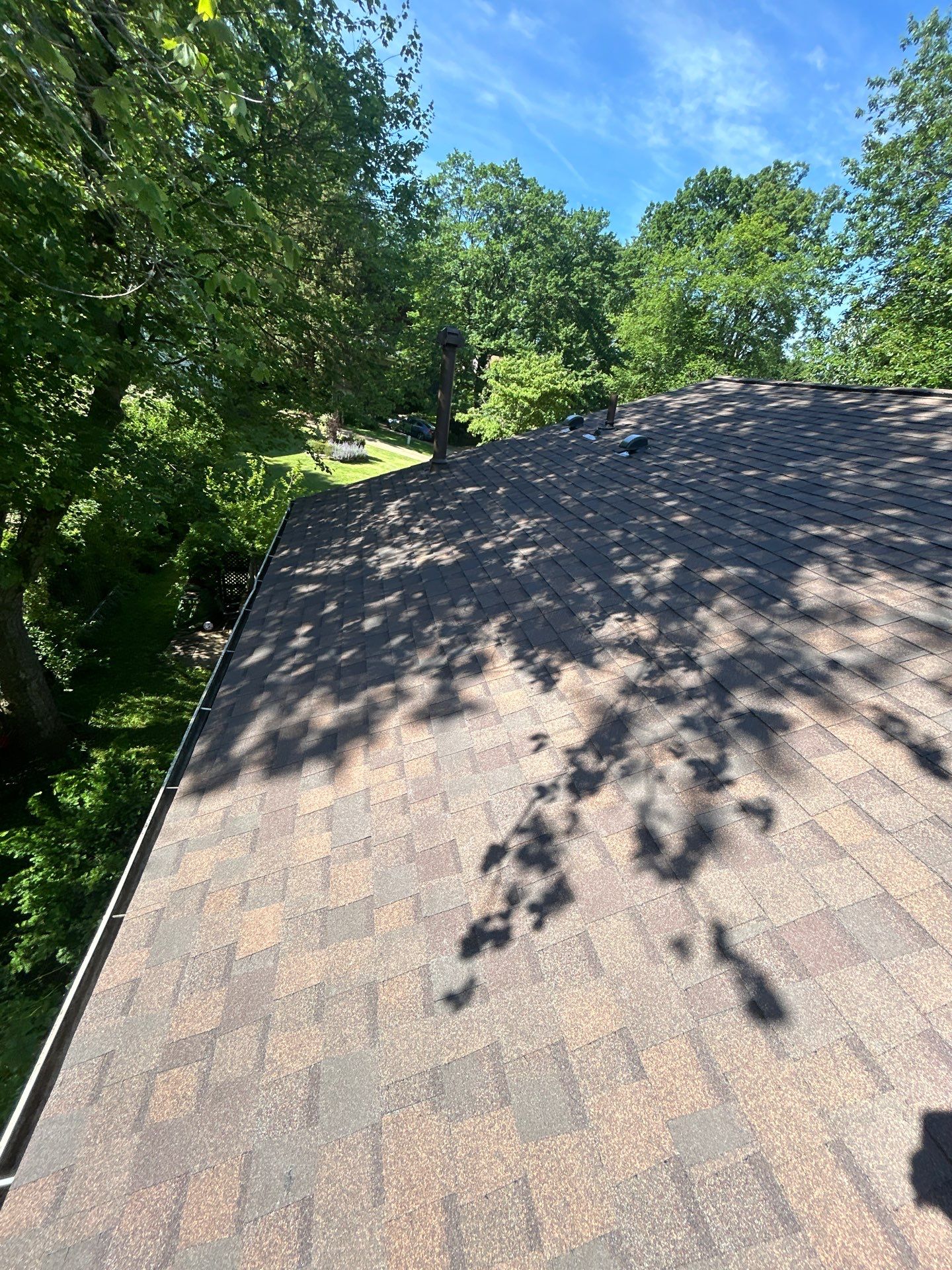 West Springfield: Residential Roof Replacement with CertainTeed Landmark in Heather Blend by RM Banning, Inc.