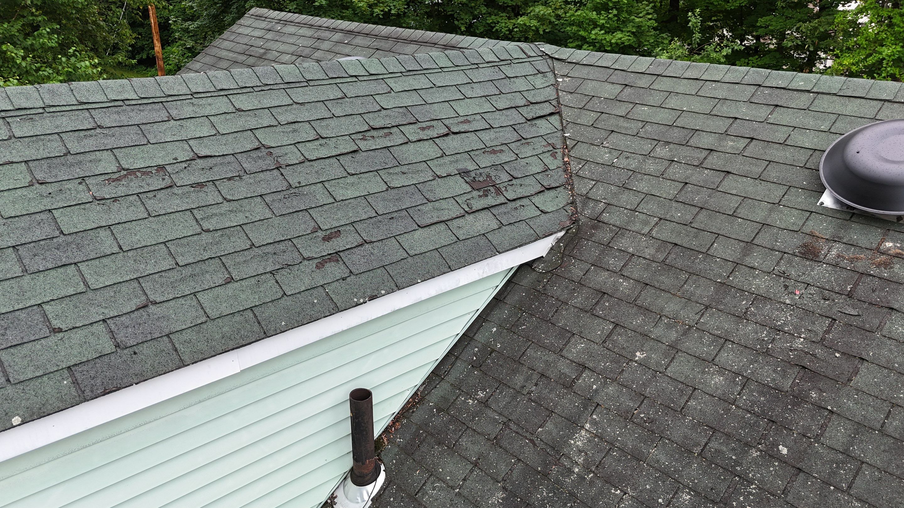 Roof Replacement, Lunenburg, MA by Mighty Dog Roofing of Greater Middlesex County