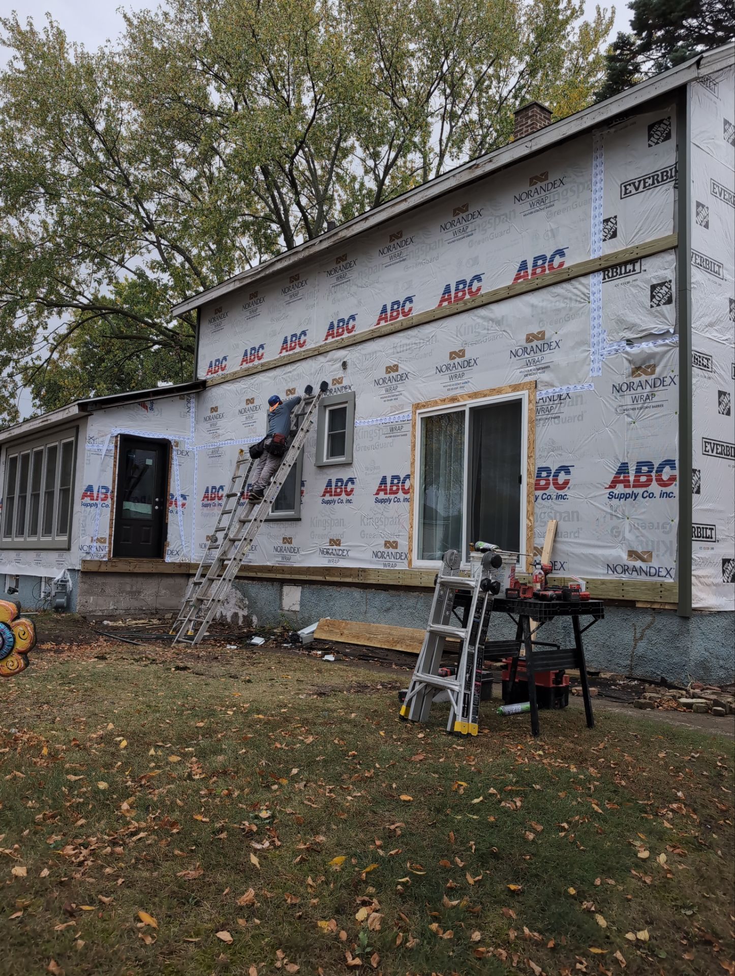 FULL HOME SIDING MAKEOVER SHEBOYGAN by Gellings Roofing and Siding LLC