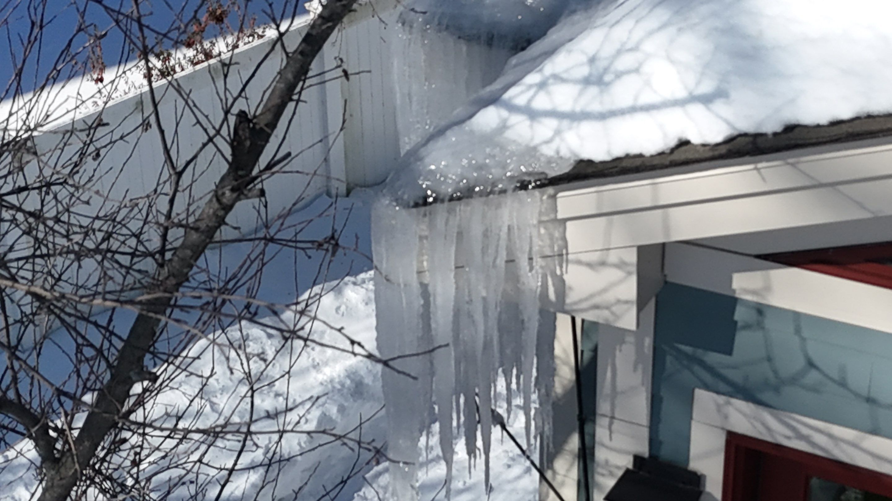 Snow | Ice dams Removal by Mighty Dog Roofing of Greater Middlesex County