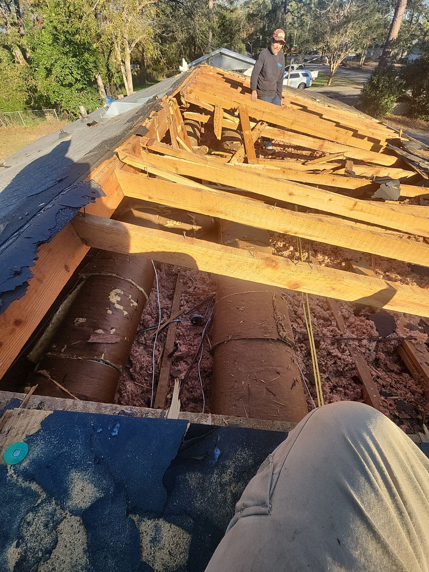 Valdosta Roofing  by J & J Remodeling Of Ga LLC