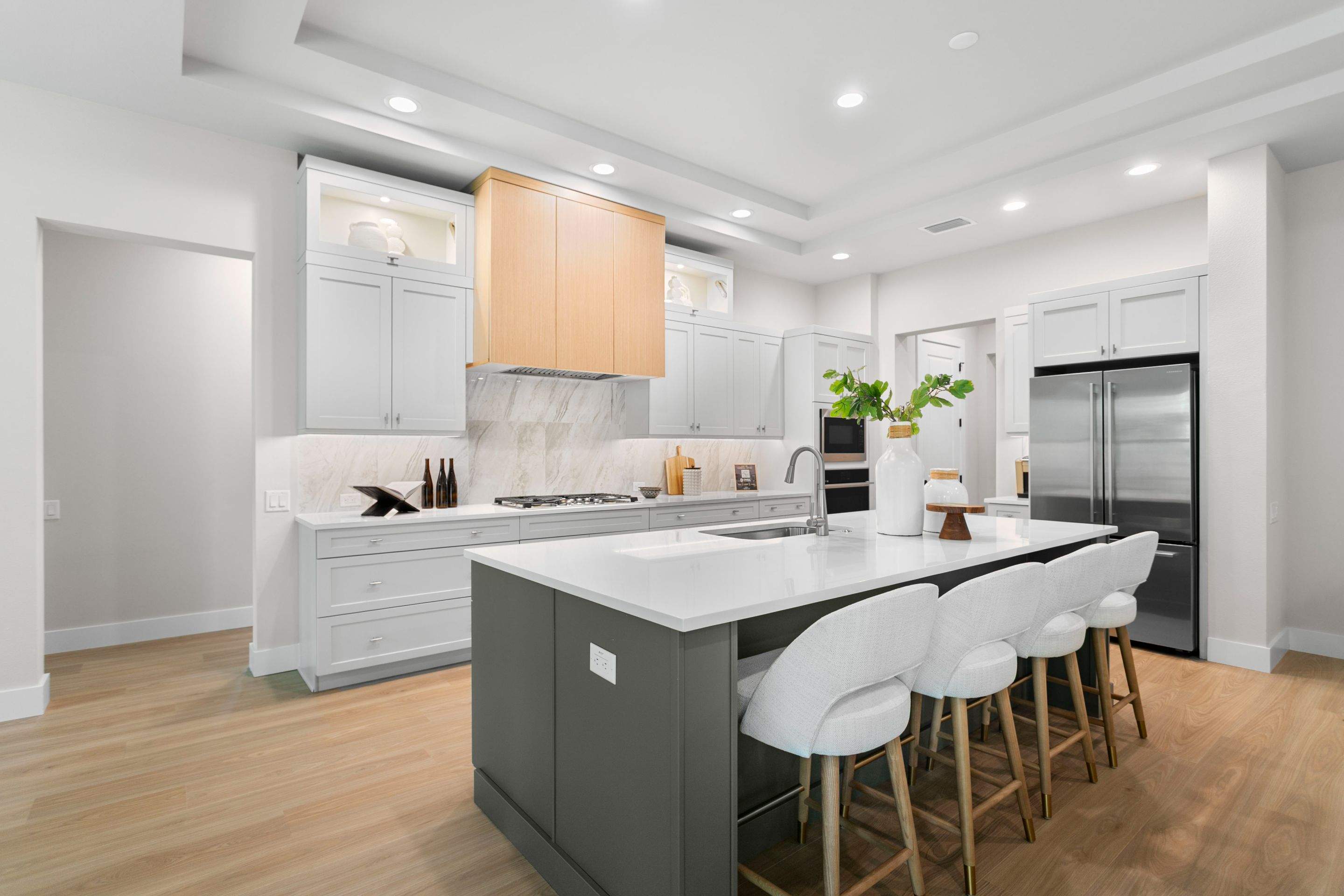 Custom Aberdeen by Lyons Heritage Tampa, LLC