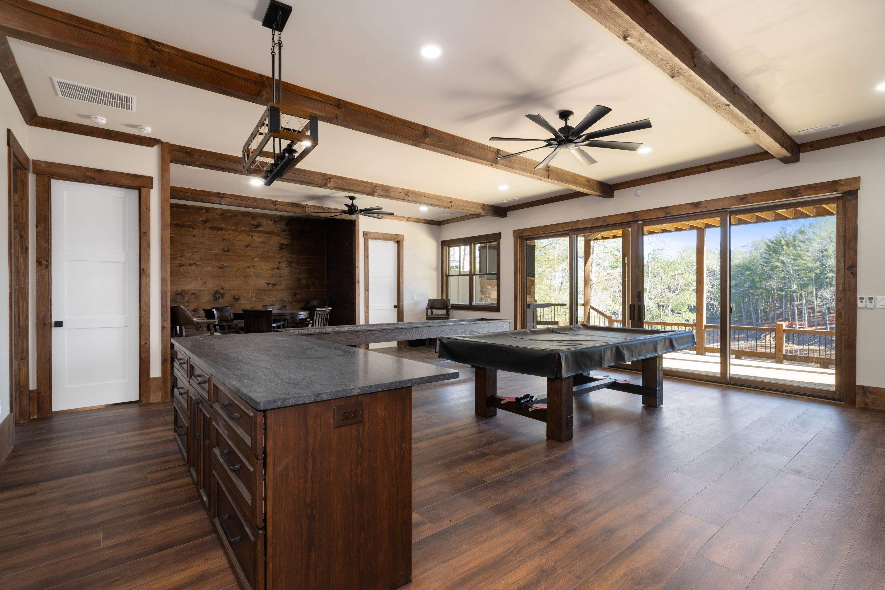 Lake front  by Clay to Custom Construction