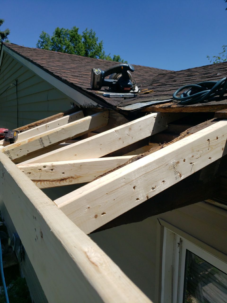 ATLAS PINNACLE COLOR: COPPER CANYON DRIP EDGE: MUSKET BROWN by Eagle Eye Roofing