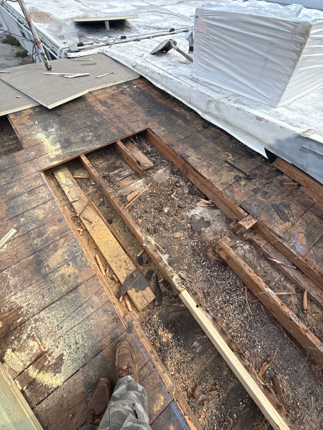 Project in St. Petersburg 33703 by Mitchell Roofing Company LLC