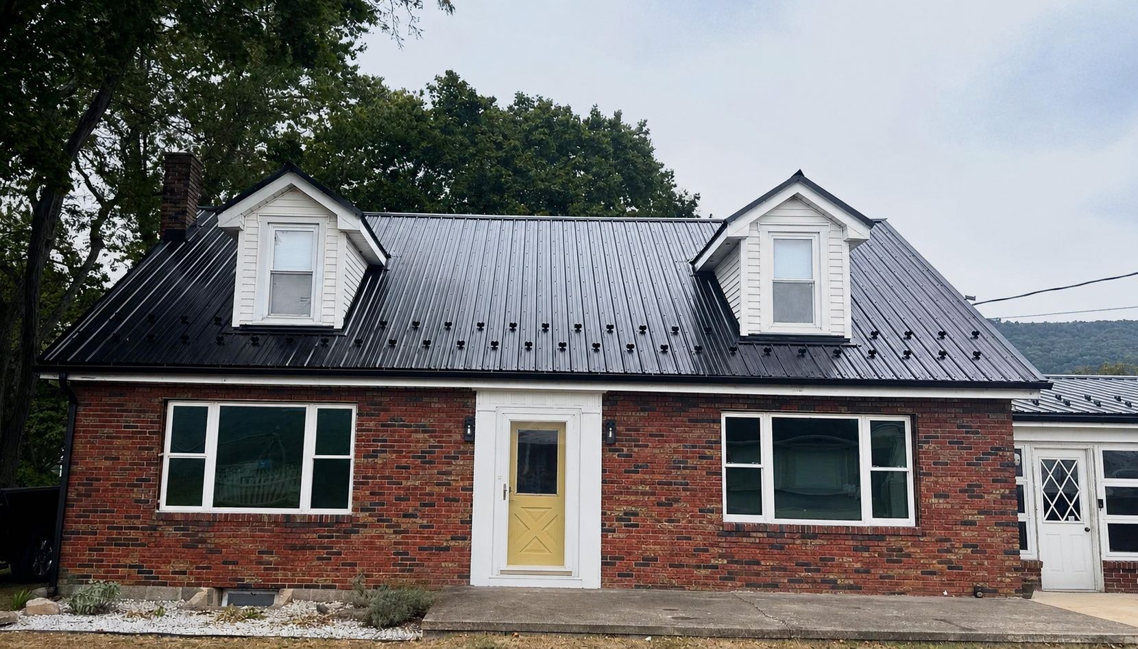ABM Metal Panels: Strength and Simplicity by Esh Builders