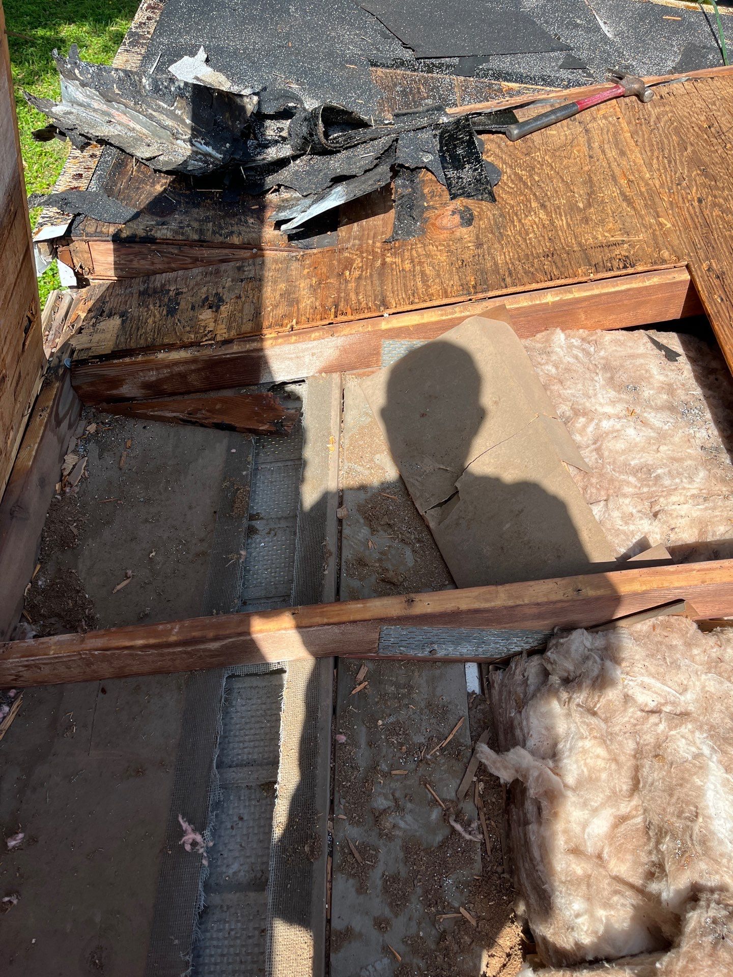 Project in St. Petersburg 33703 by Mitchell Roofing Company LLC 