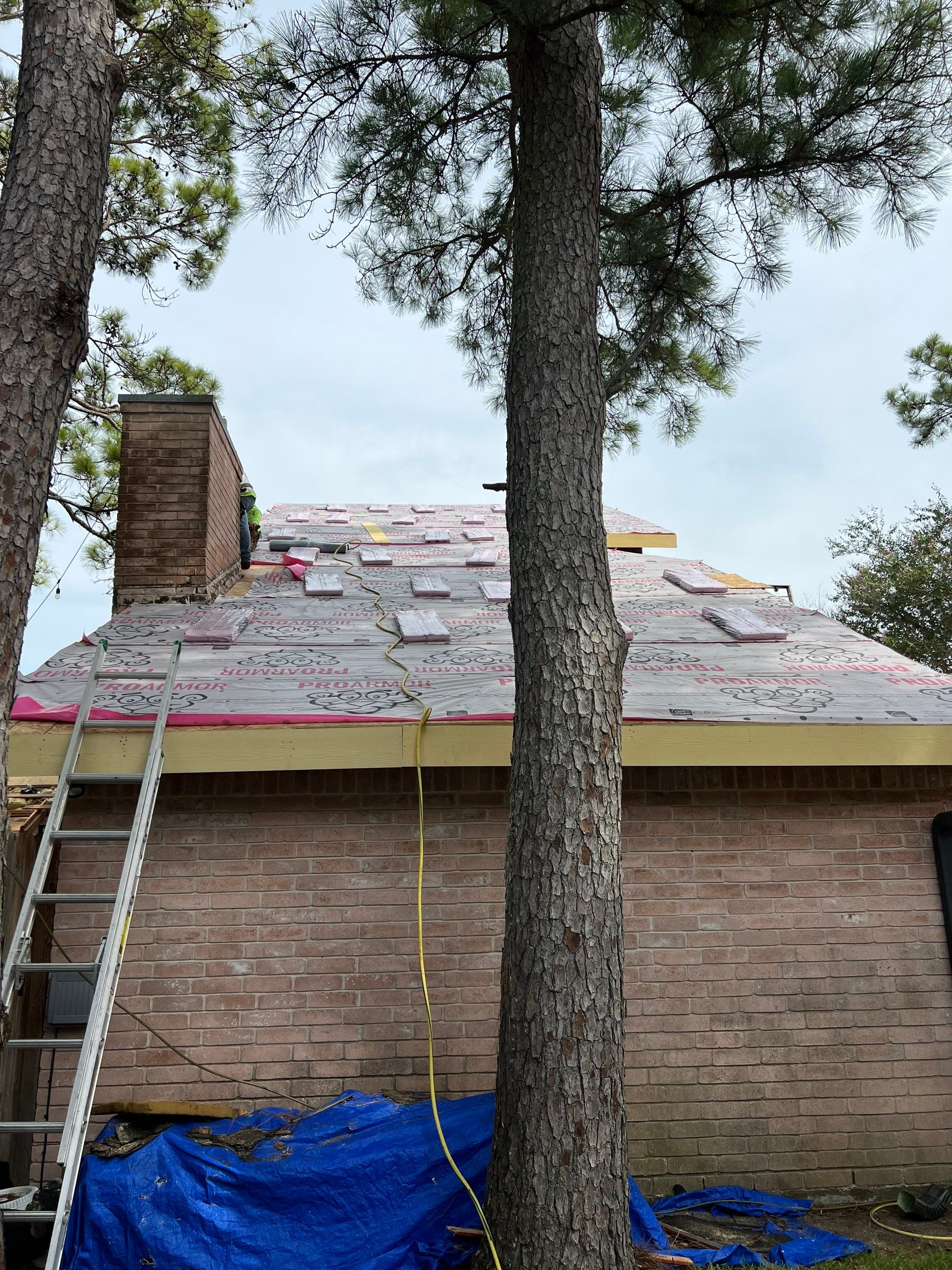Residential Roofing Installation using Owen's Corning Duration (Lifetime) Shingles by Roof Repair Company