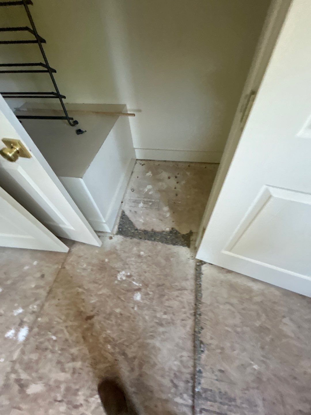 White Oak Hardwood and Checkerboard Tile Installation by Footprints Floors of Nashville