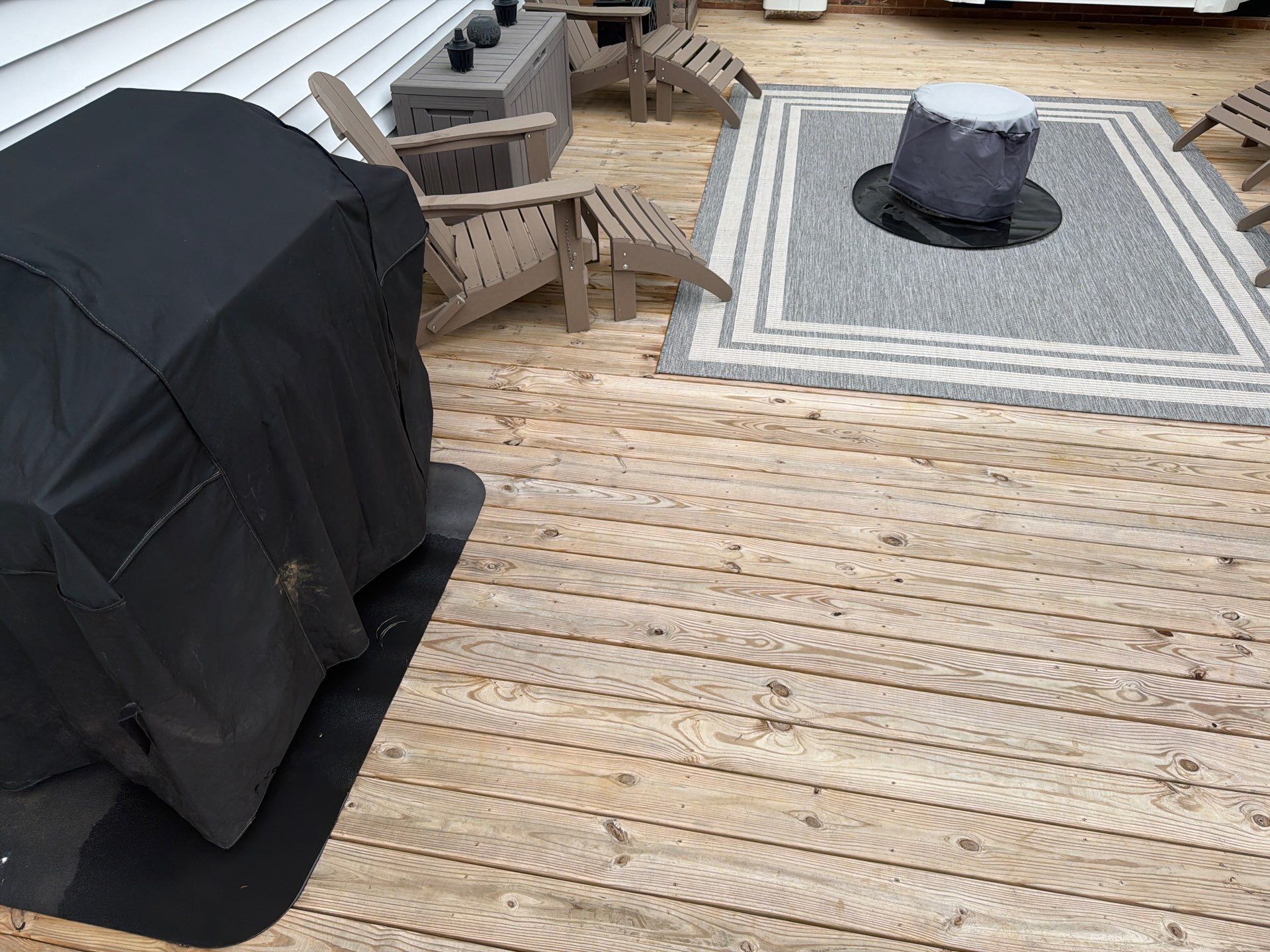 Deck using Wood Sealant by DuraSeal