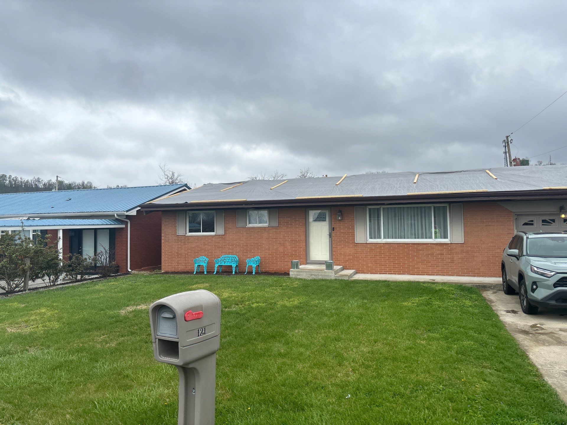 Roof Replacement in South Point, OH | IKO Dynasty Architectural Shingles by Mr. Roofer