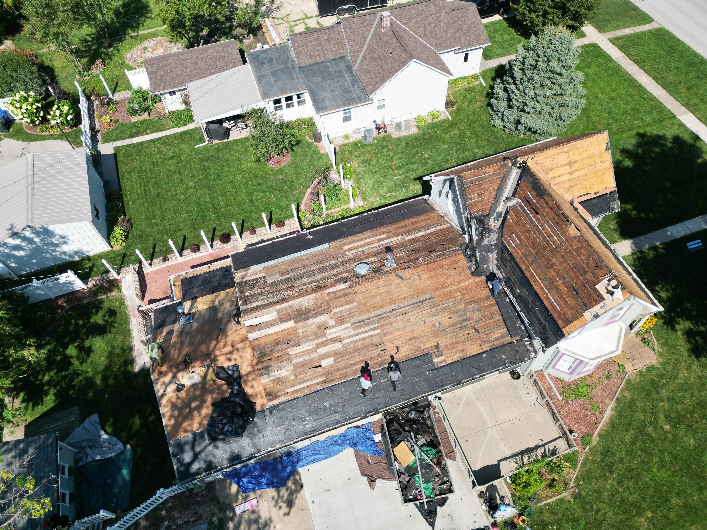 Residential Roofing Installation using Owens Corning Duration Colonial Slate by Lightning Exteriors