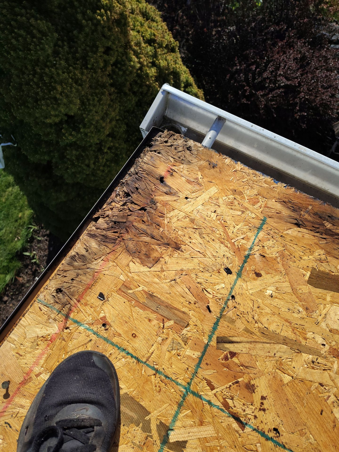 Residential Roofing Installation using Everlast Azm Panel -charcoal by Teflon Roofing