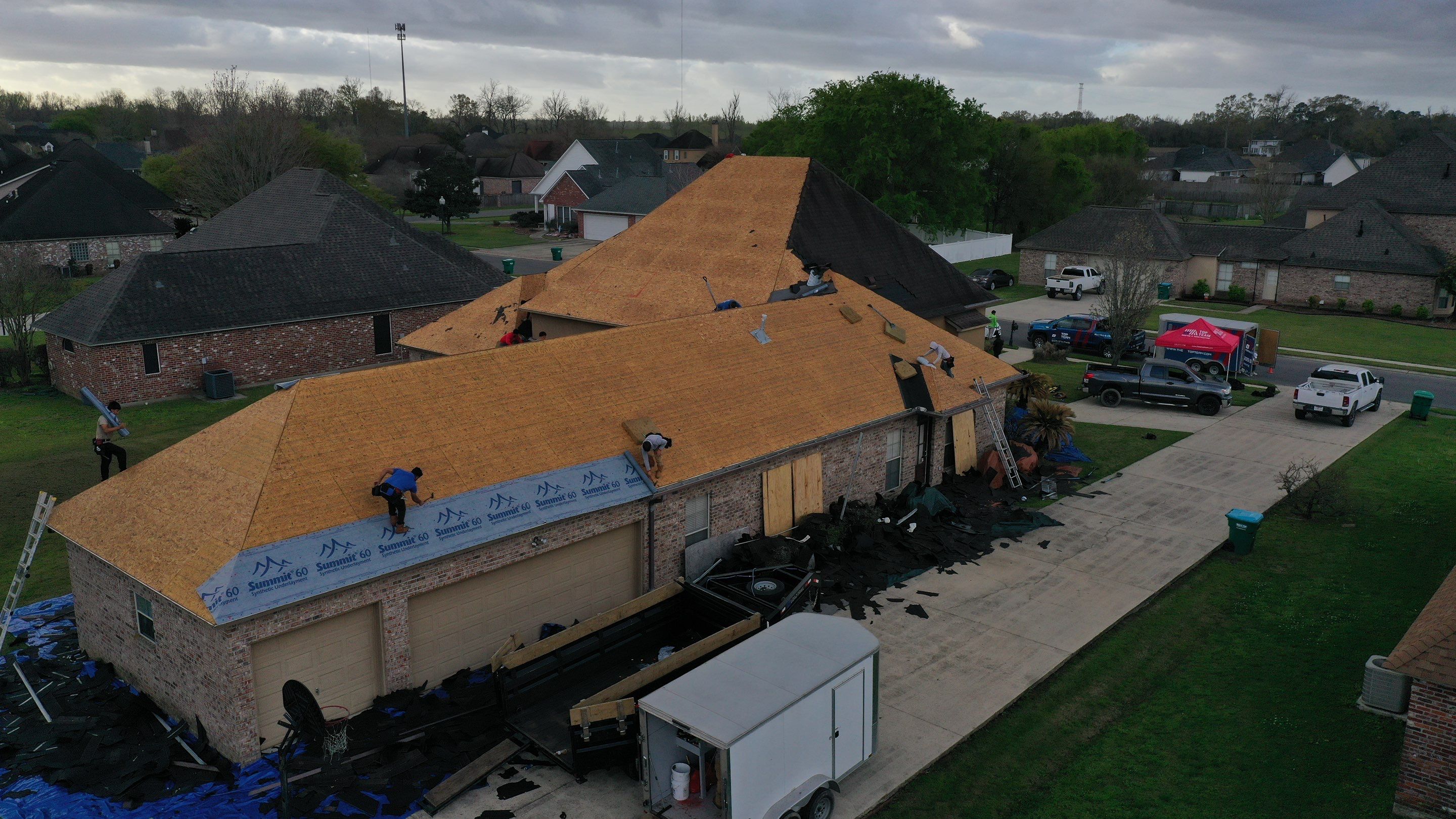 Residential Roofing Installation using Atlas Pinnacle Pristine Copper Canyon by Top Team Construction