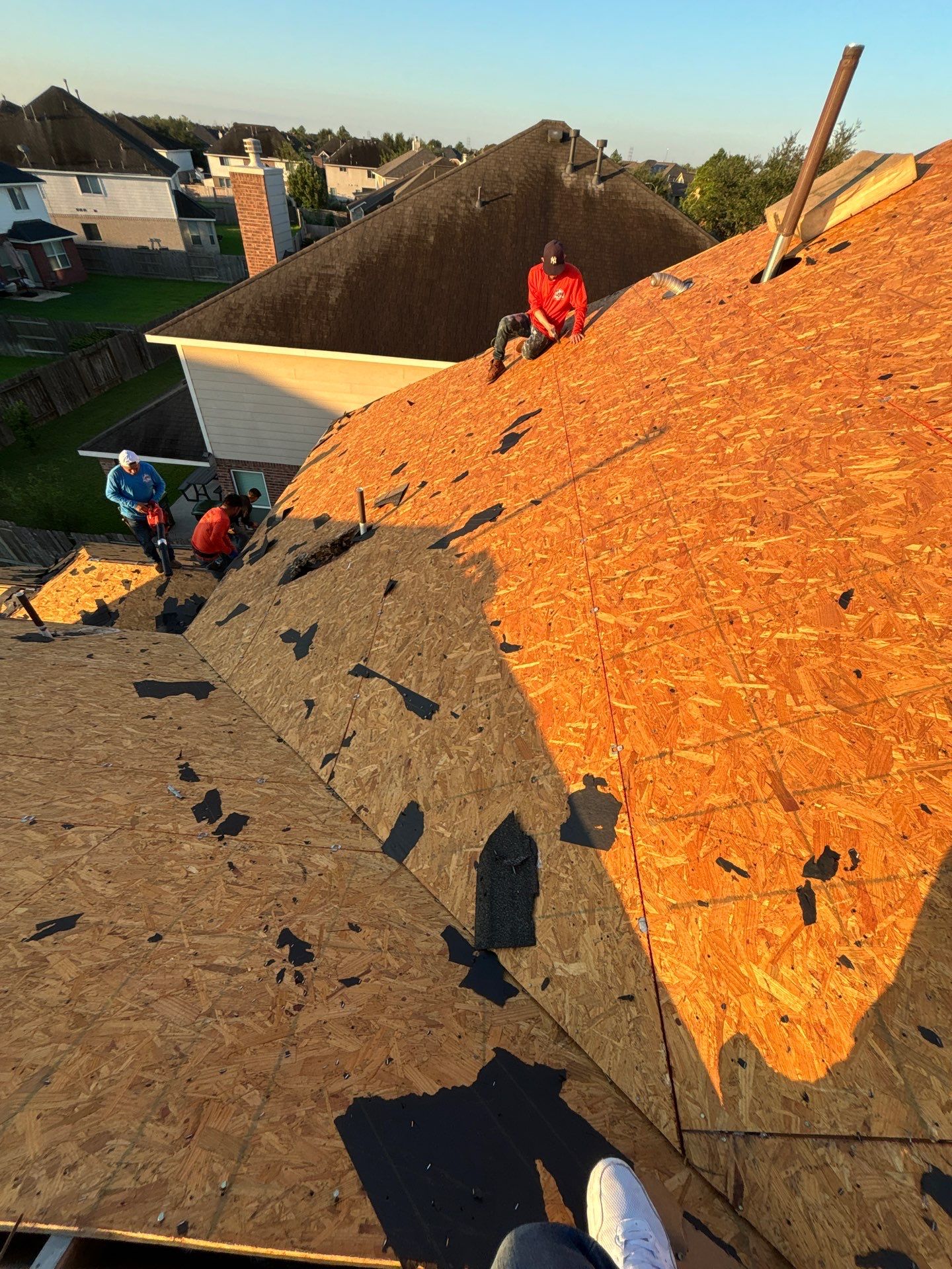 Residential Roofing Installation using Owen's Corning Duration (Lifetime) Shingles by Roof Repair Company