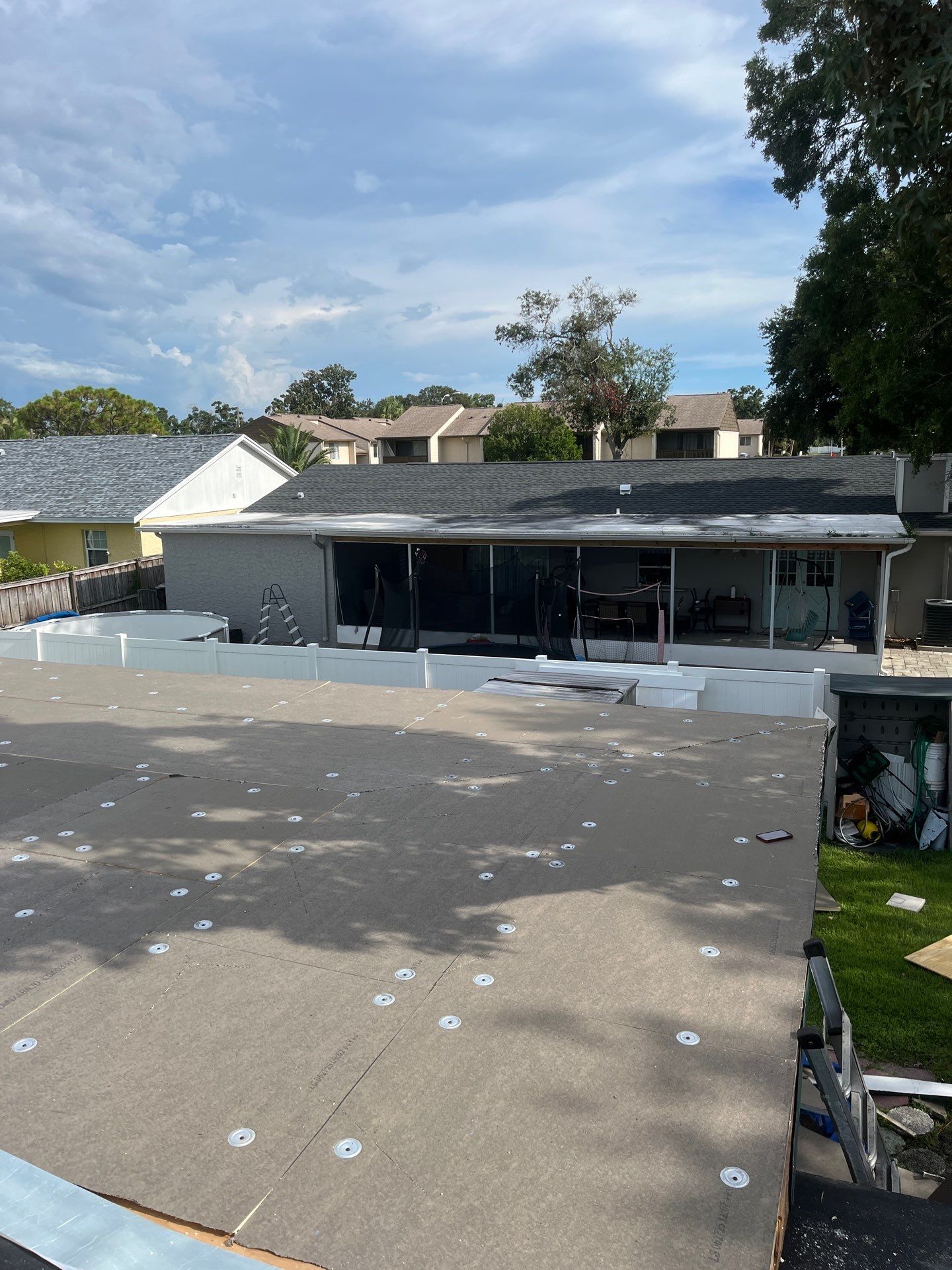 Project in St. Petersburg 33702 by Mitchell Roofing Company LLC 