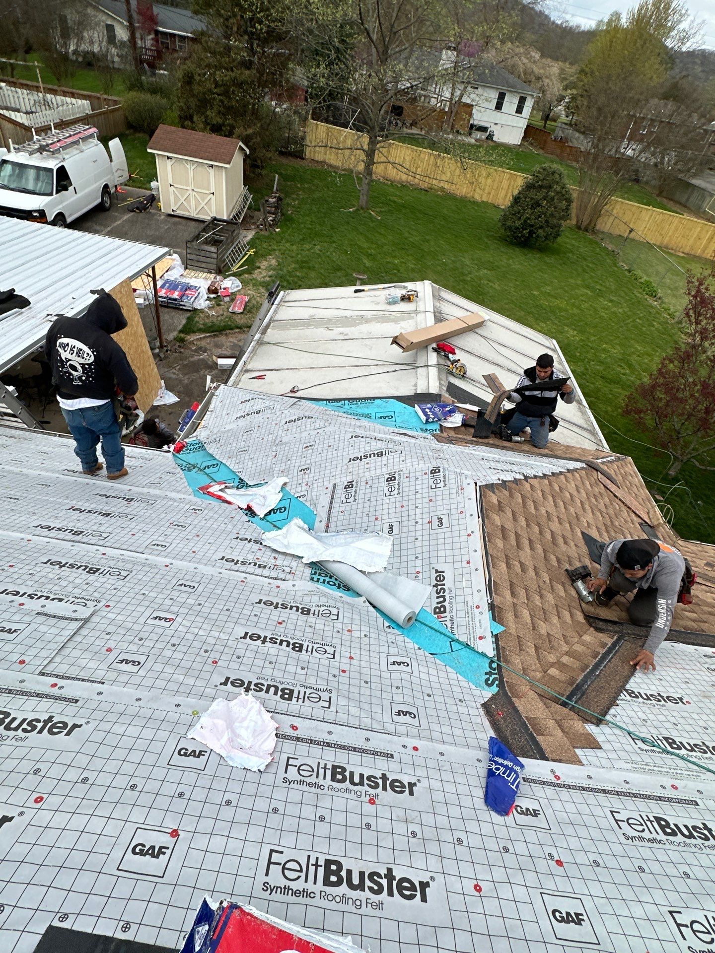 Residential Roofing Installation using GAF Timberline HDZ Shakewood by Undersun Roofing 